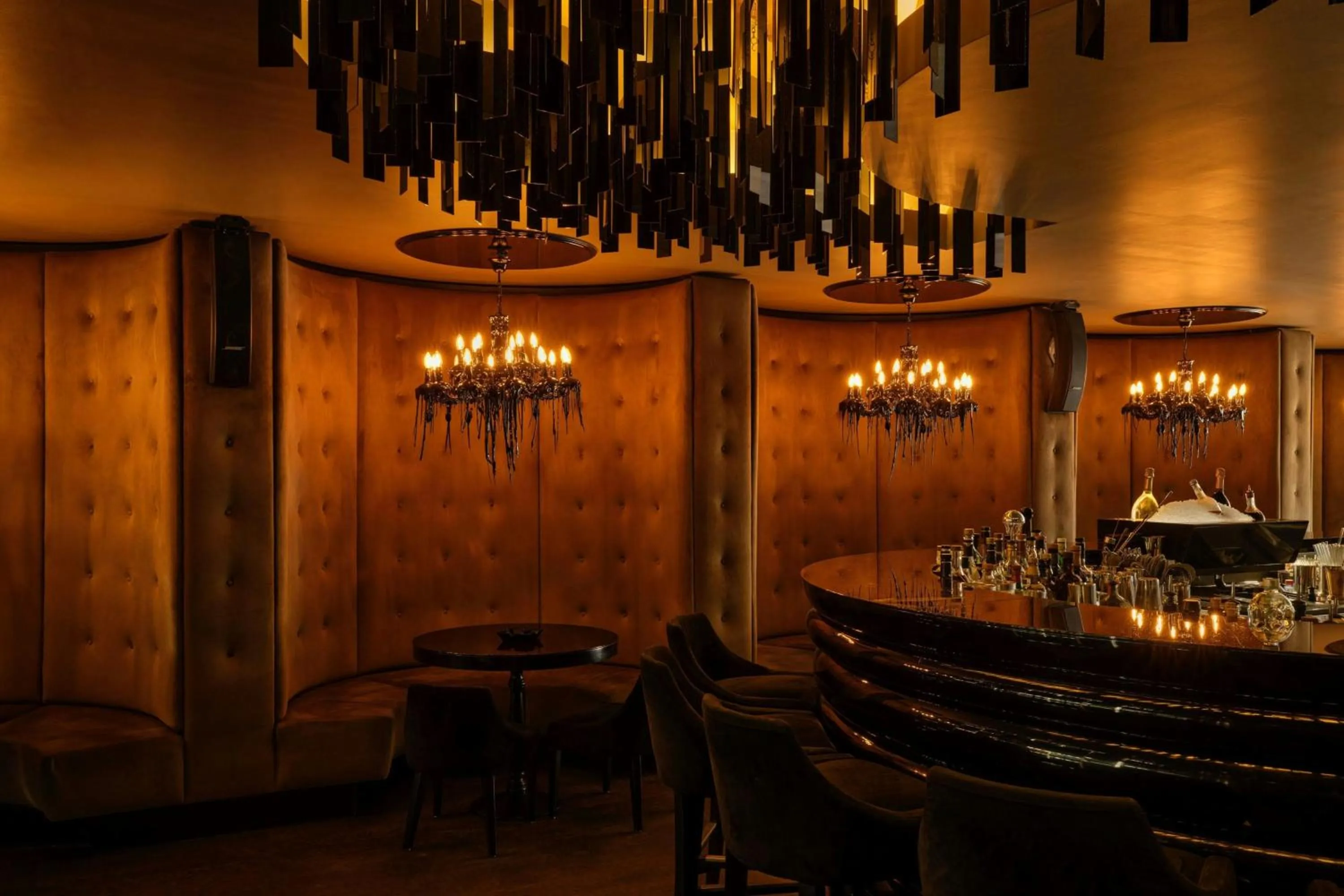 Lounge or bar in Roomers Frankfurt Central, Autograph Collection