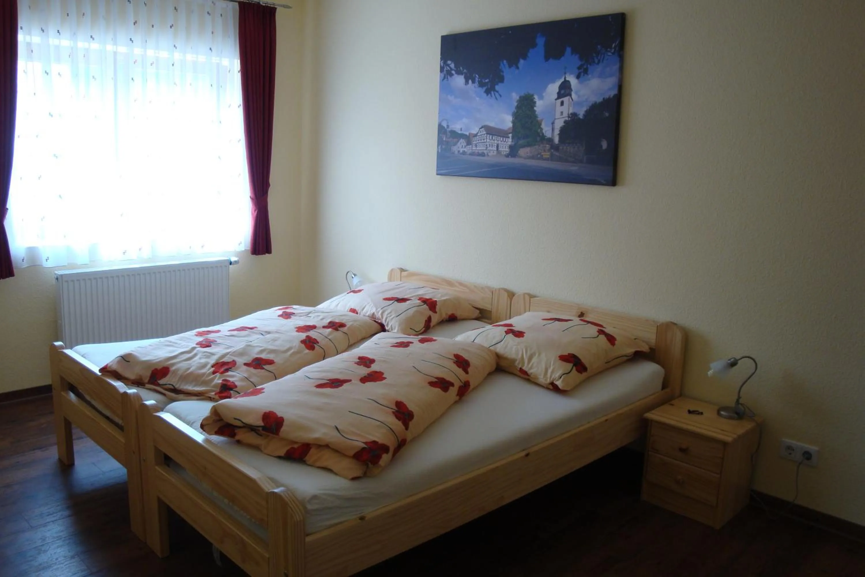 Photo of the whole room, Bed in Gaestehaeuser Am Nibelungensteig