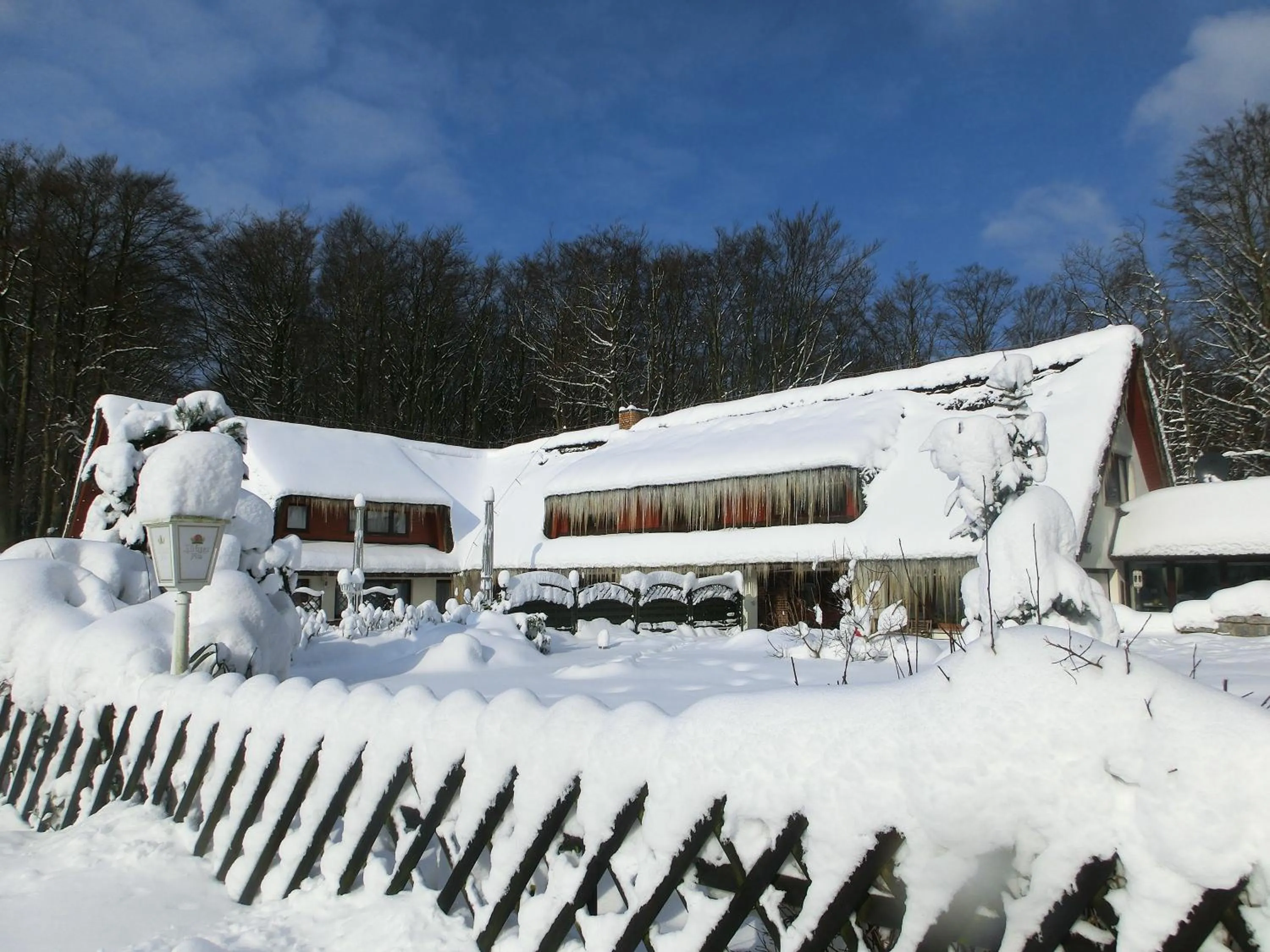 Facade/entrance in Restaurant & Hotel Baumhaus Hagen