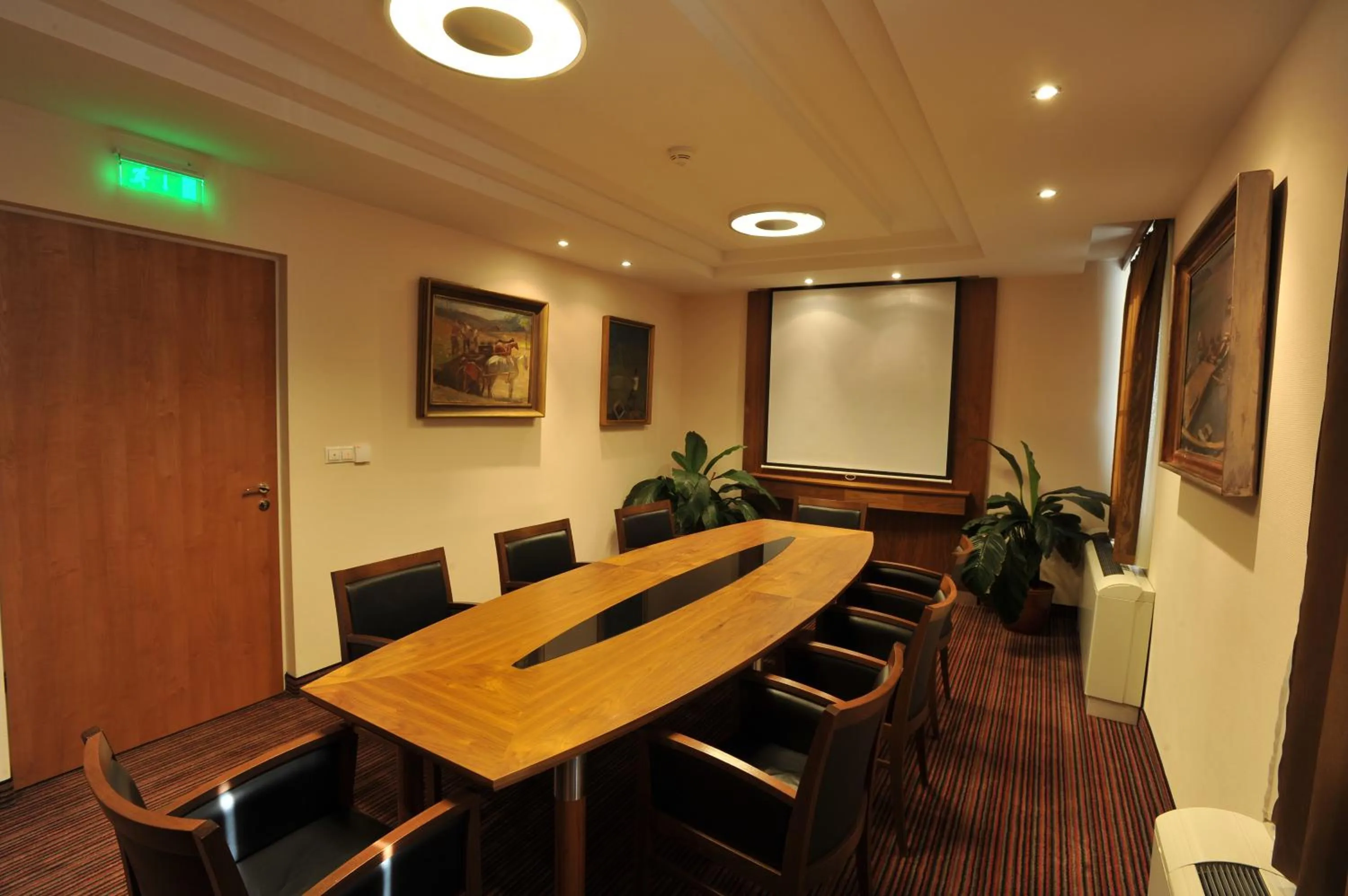 Business facilities in Garden Hotel Wellness és Konferencia