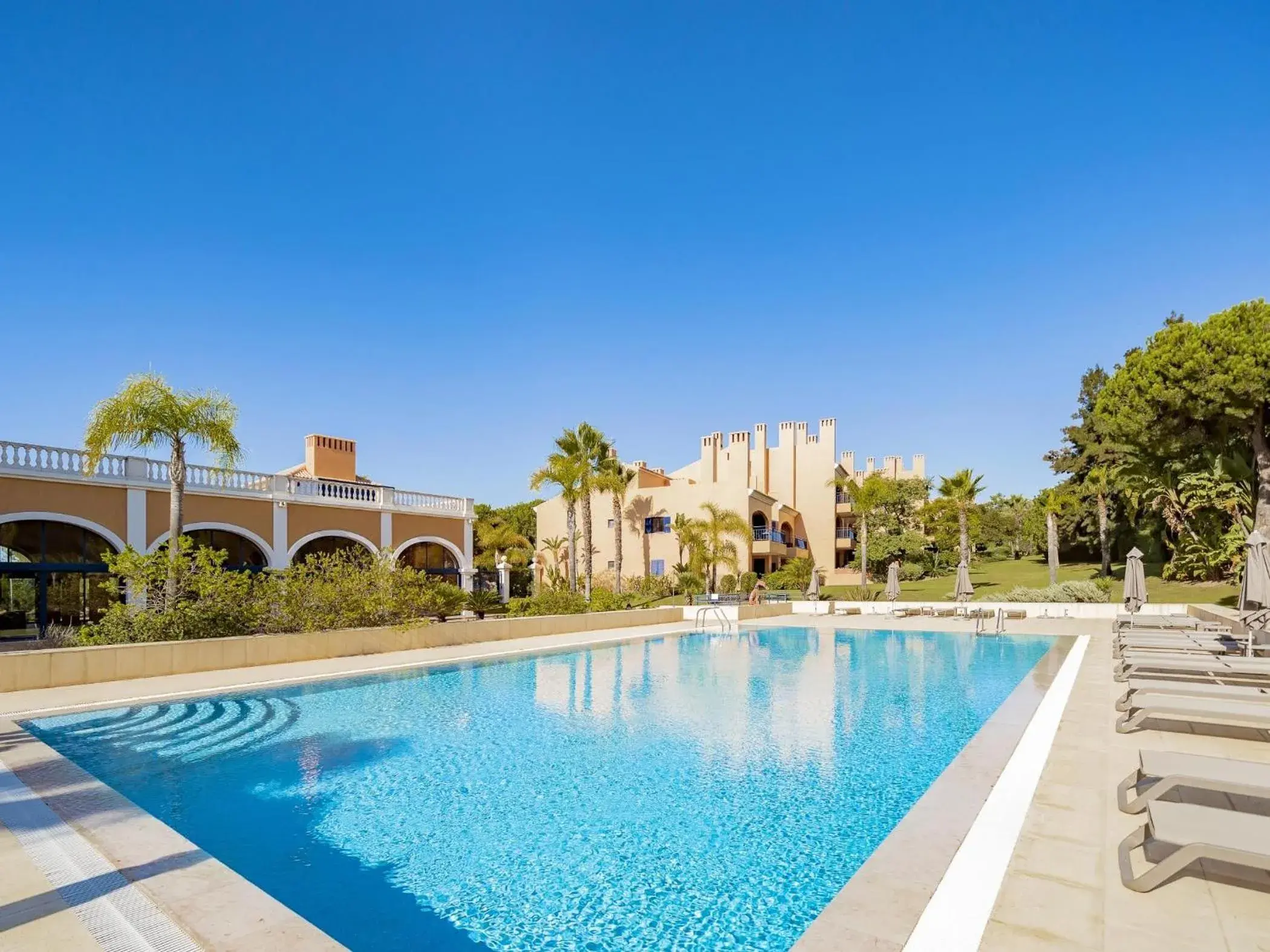 AL - Apartamento Vila Sol F5 P AL - Apartamento Vila Sol F5 P