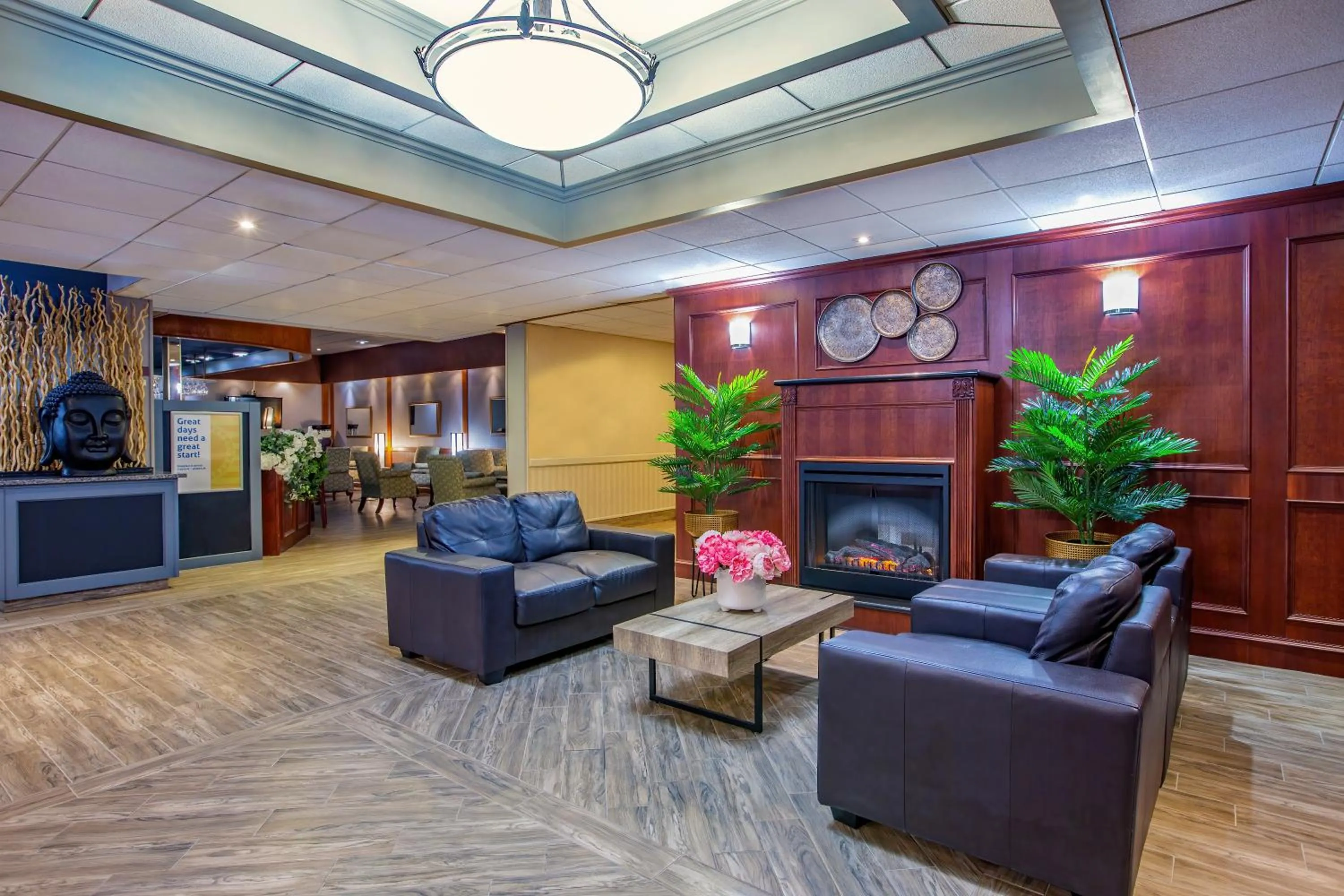 Lobby or reception in Days Inn by Wyndham Sudbury & Conference Centre