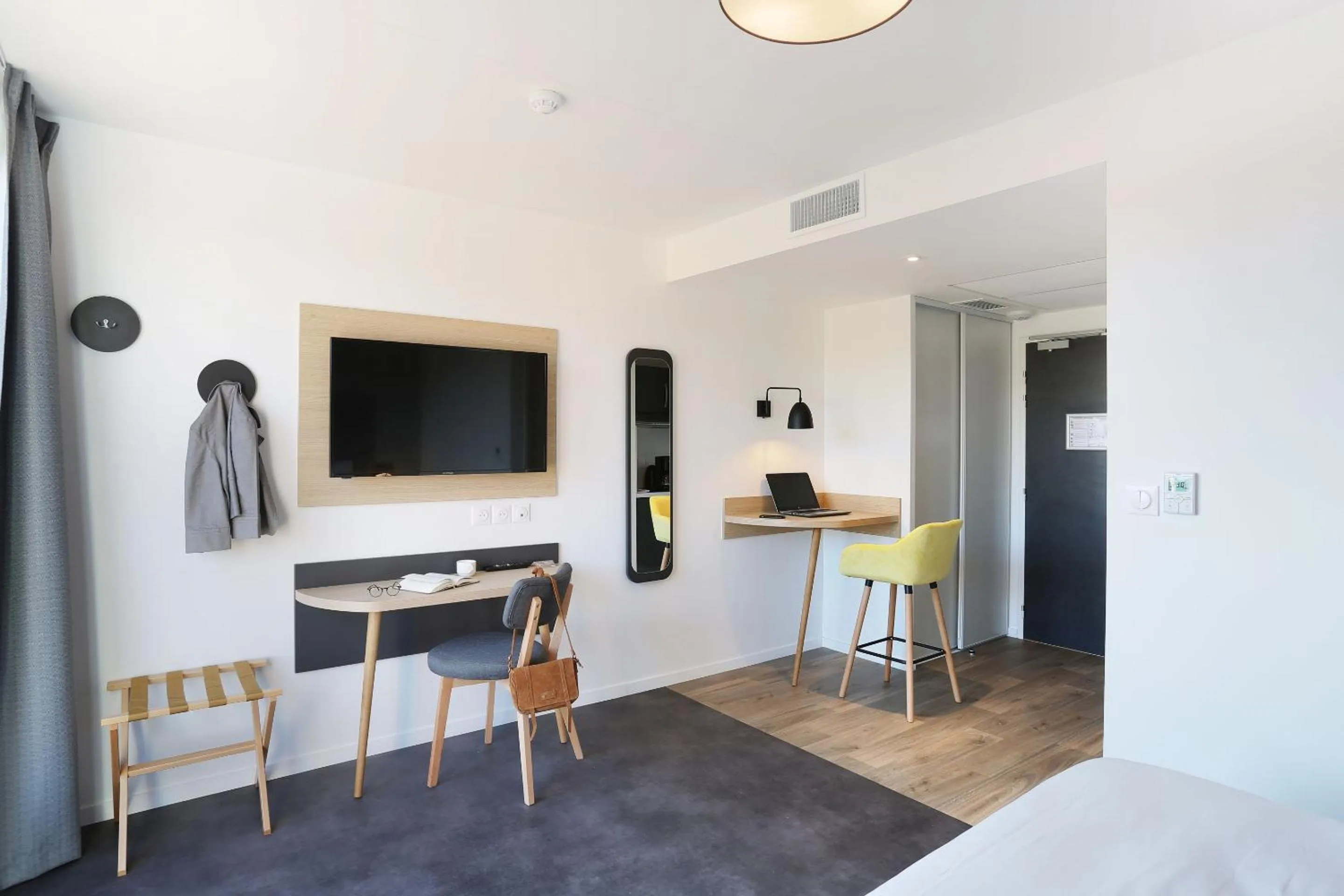 Seating area in Appart Hotel Odalys City Toulouse Centre Compans Caffarelli