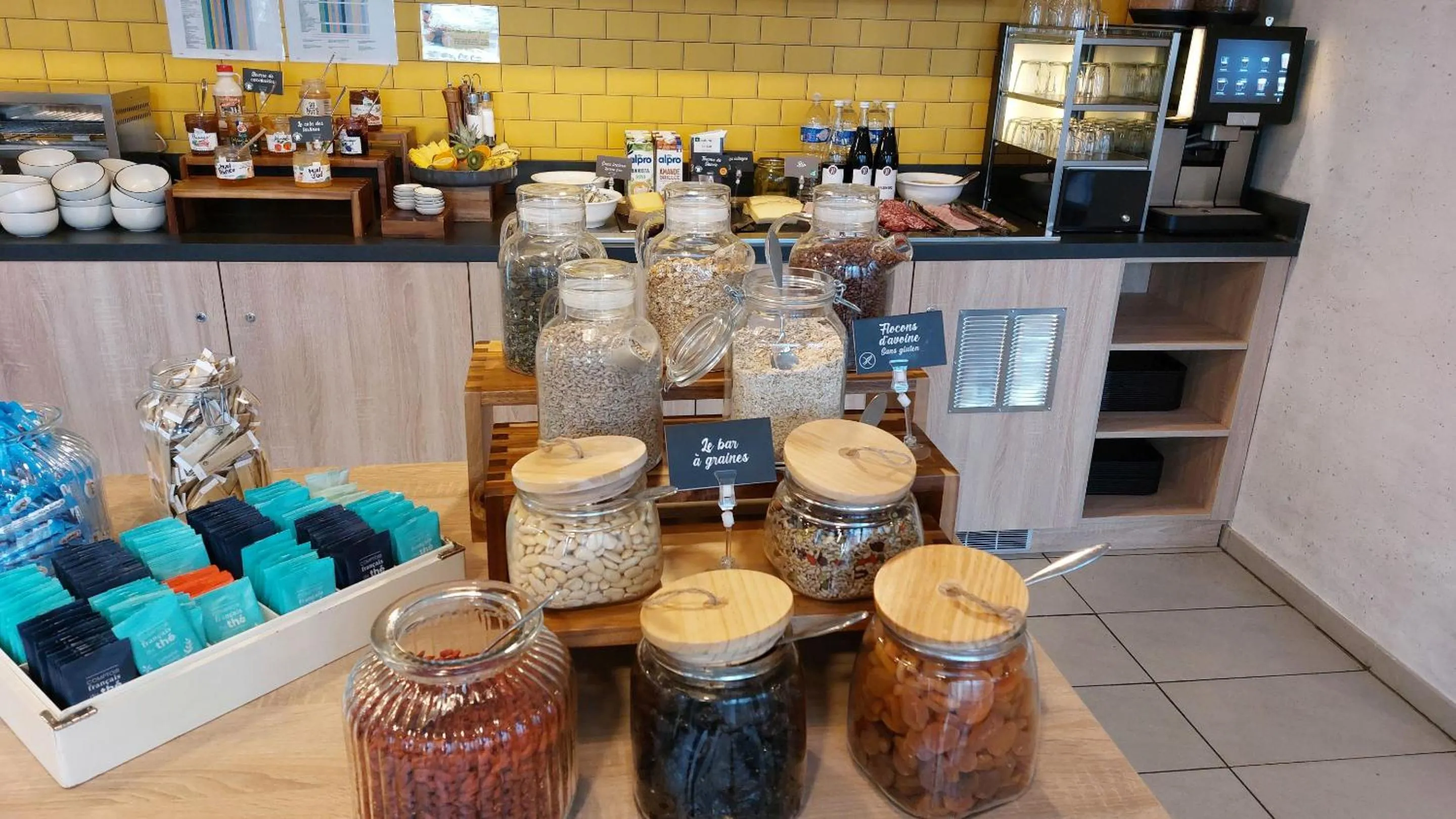 Breakfast in Appart Hotel Odalys City Toulouse Centre Compans Caffarelli