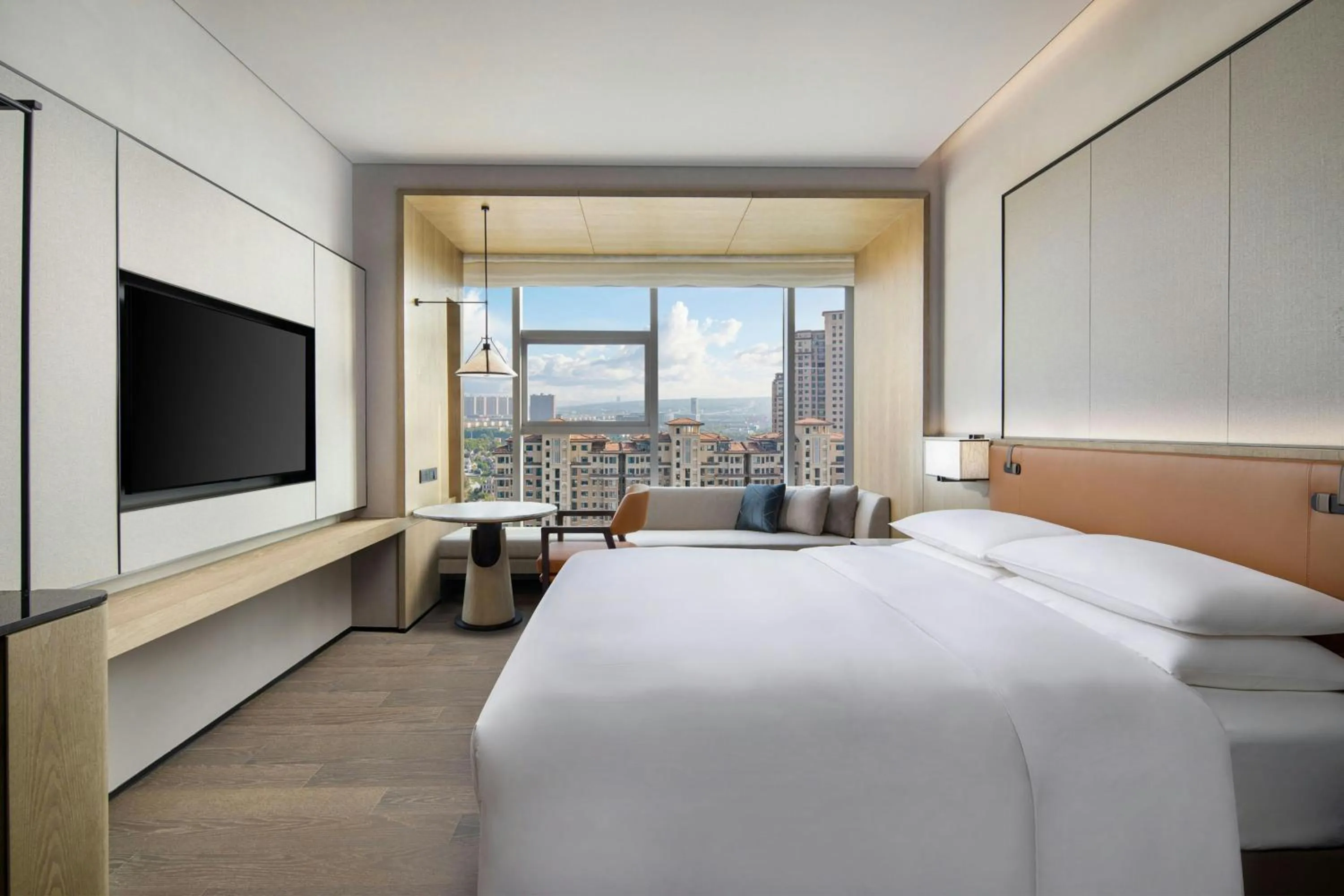 Photo of the whole room, Bed in Courtyard by Marriott Luoyang