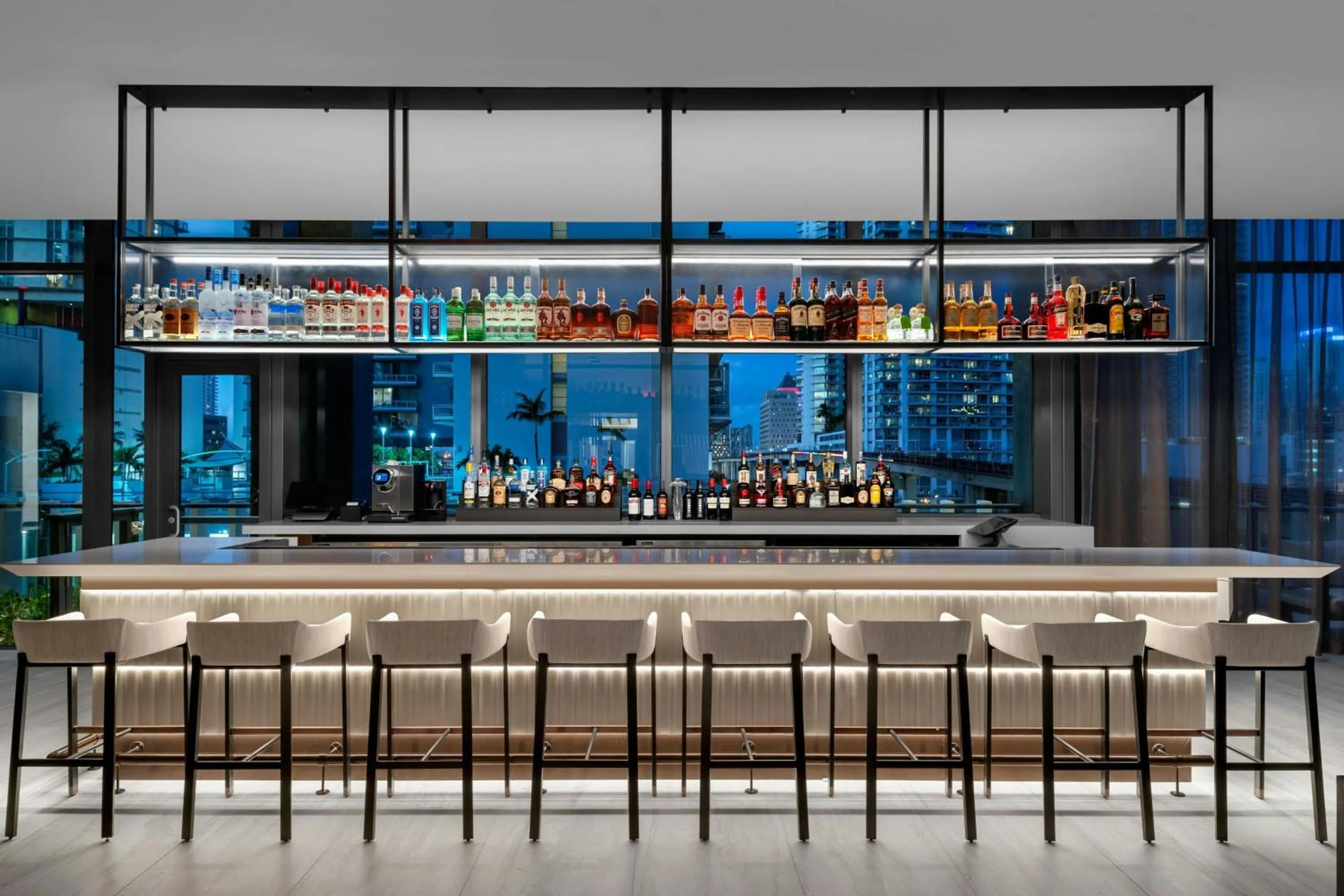 Lounge or bar in Element Miami Brickell