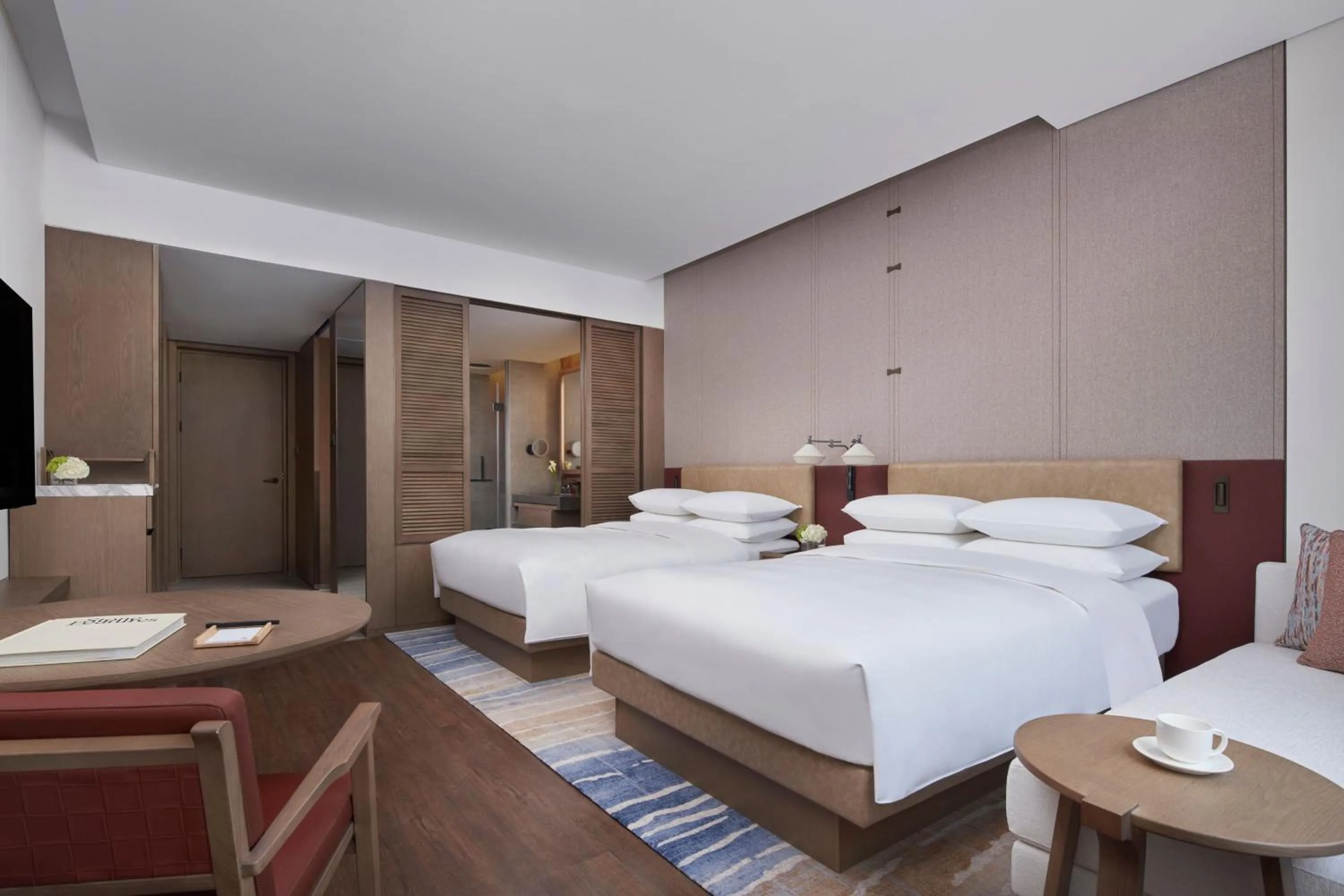 Photo of the whole room, Bed in Beijing Marriott Hotel Yanqing