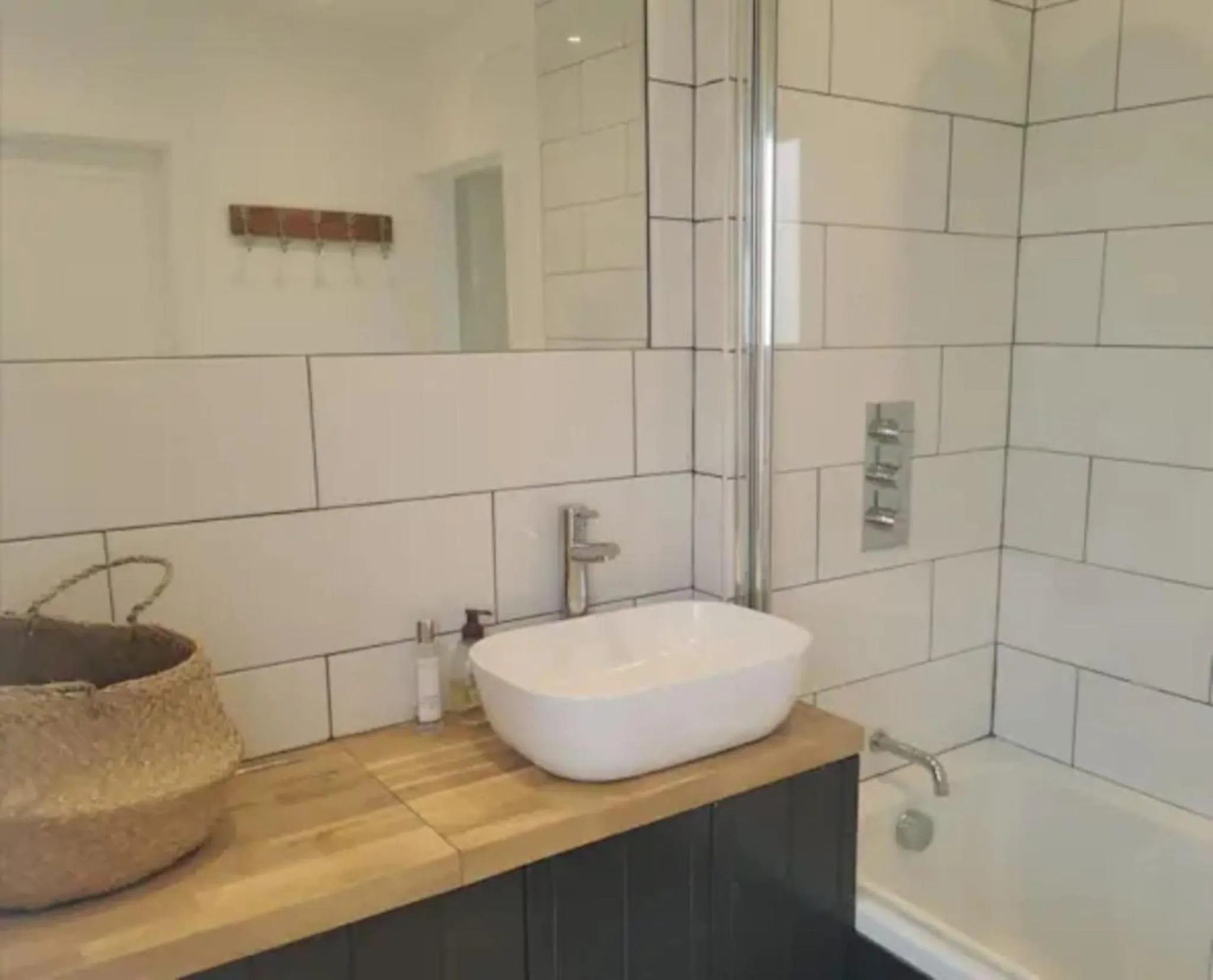Bathroom in Iona 4 bed luxury in the heart of Bracklesham Bay