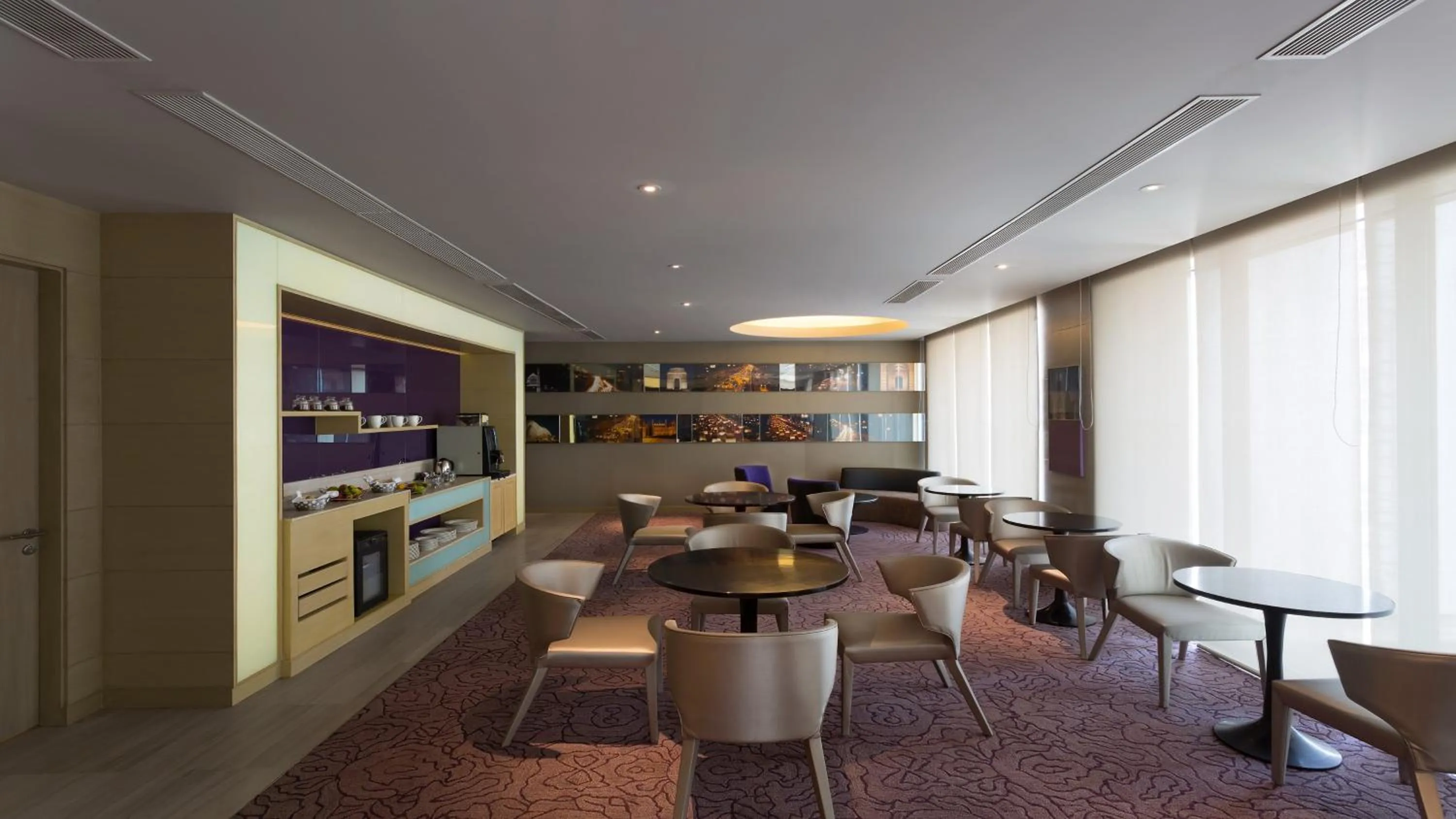 Meeting/conference room in Holiday Inn New Delhi Aerocity by IHG