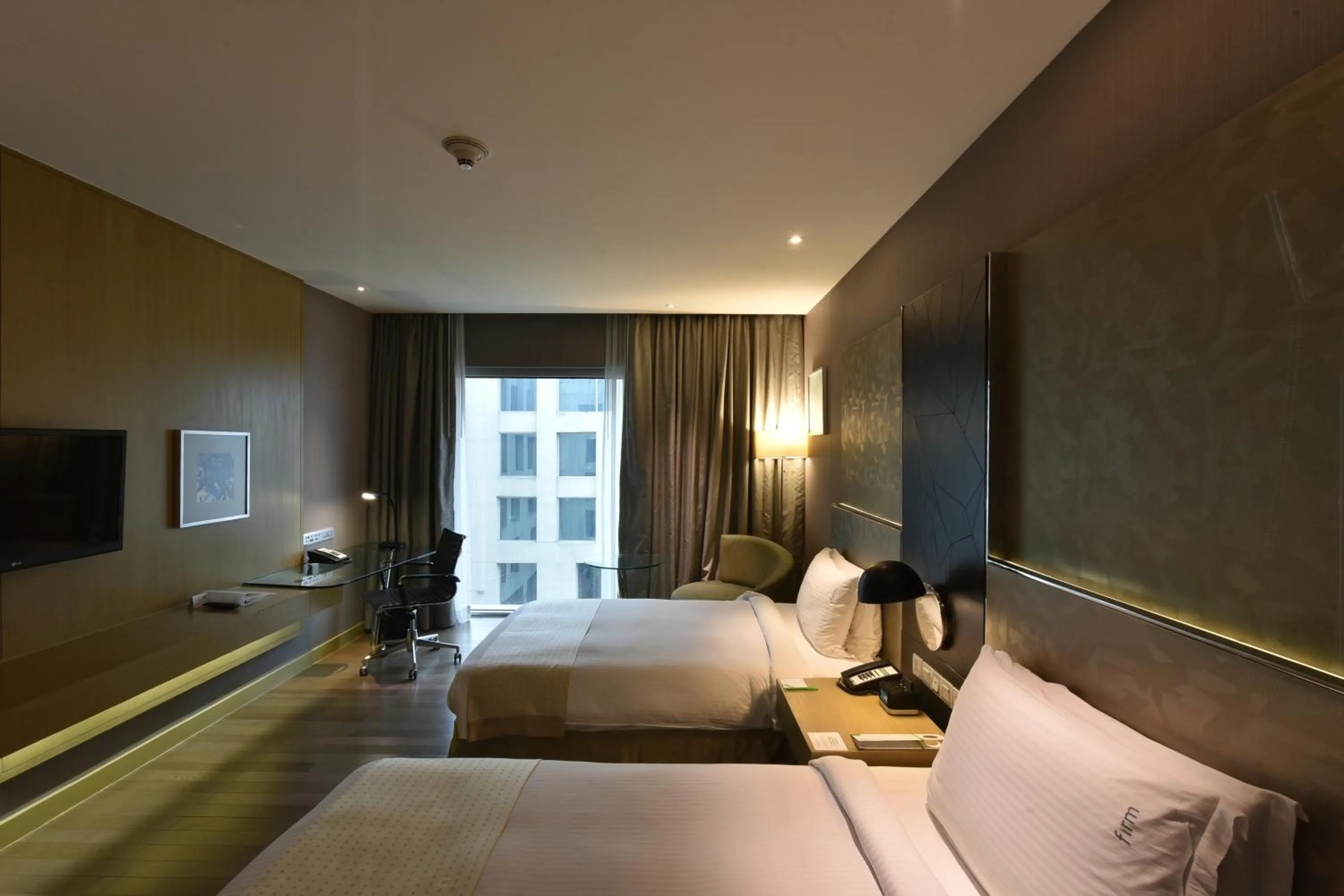 Bedroom, Bed in Holiday Inn New Delhi Aerocity by IHG