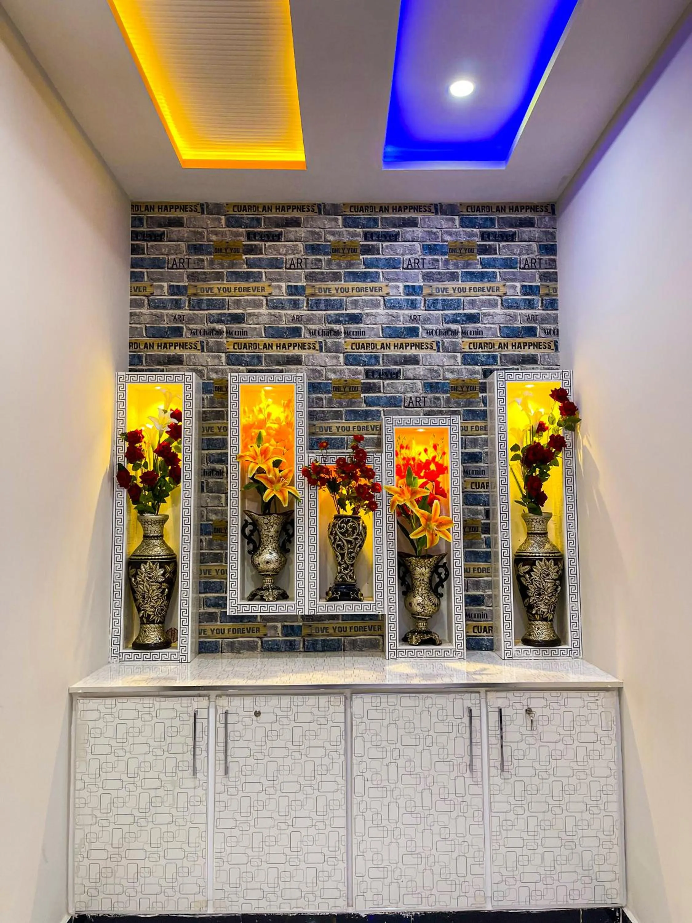 Lobby or reception in Horizon Hotel