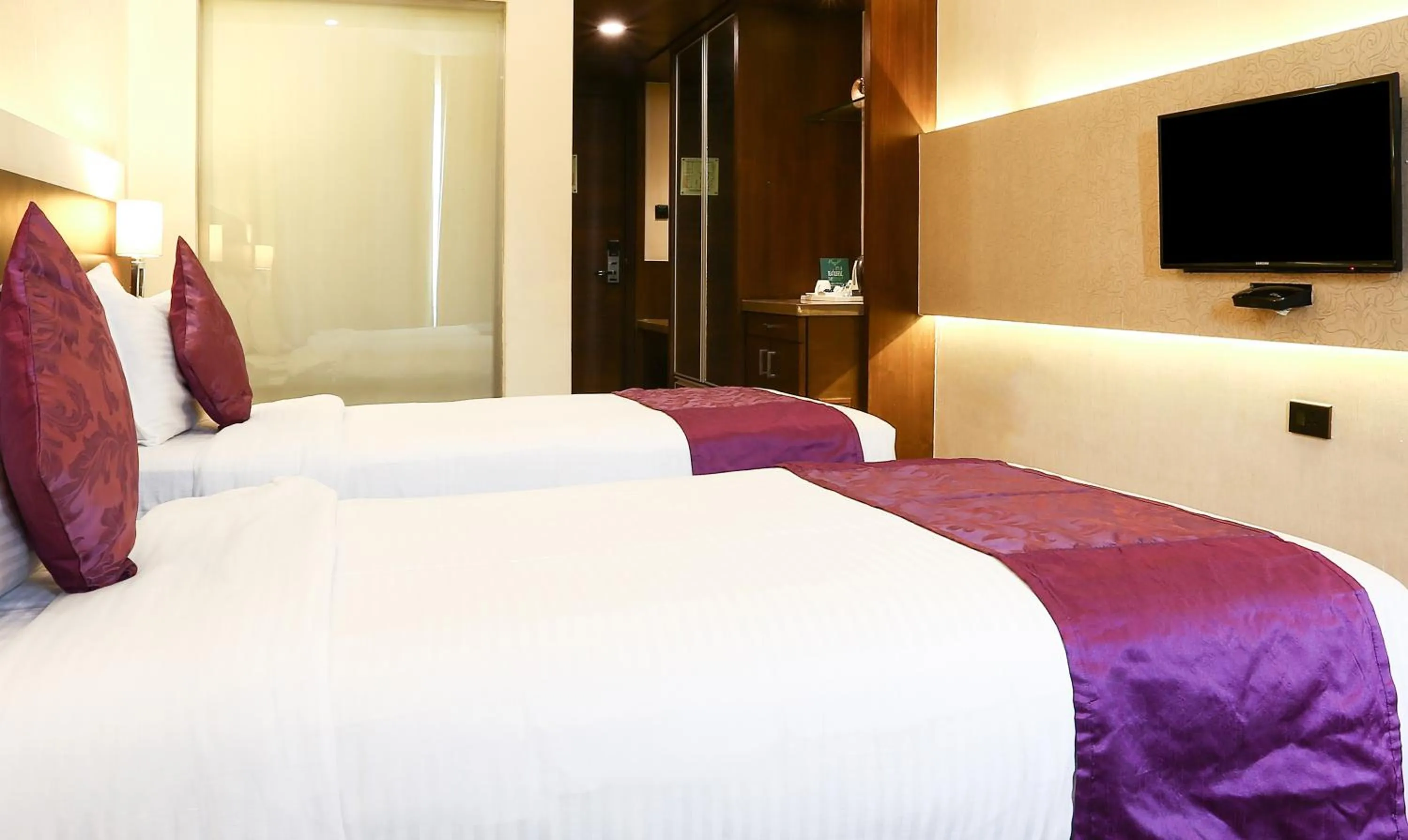 Bedroom, Bed in Treebo Premium Eden Residency Near Sec 29