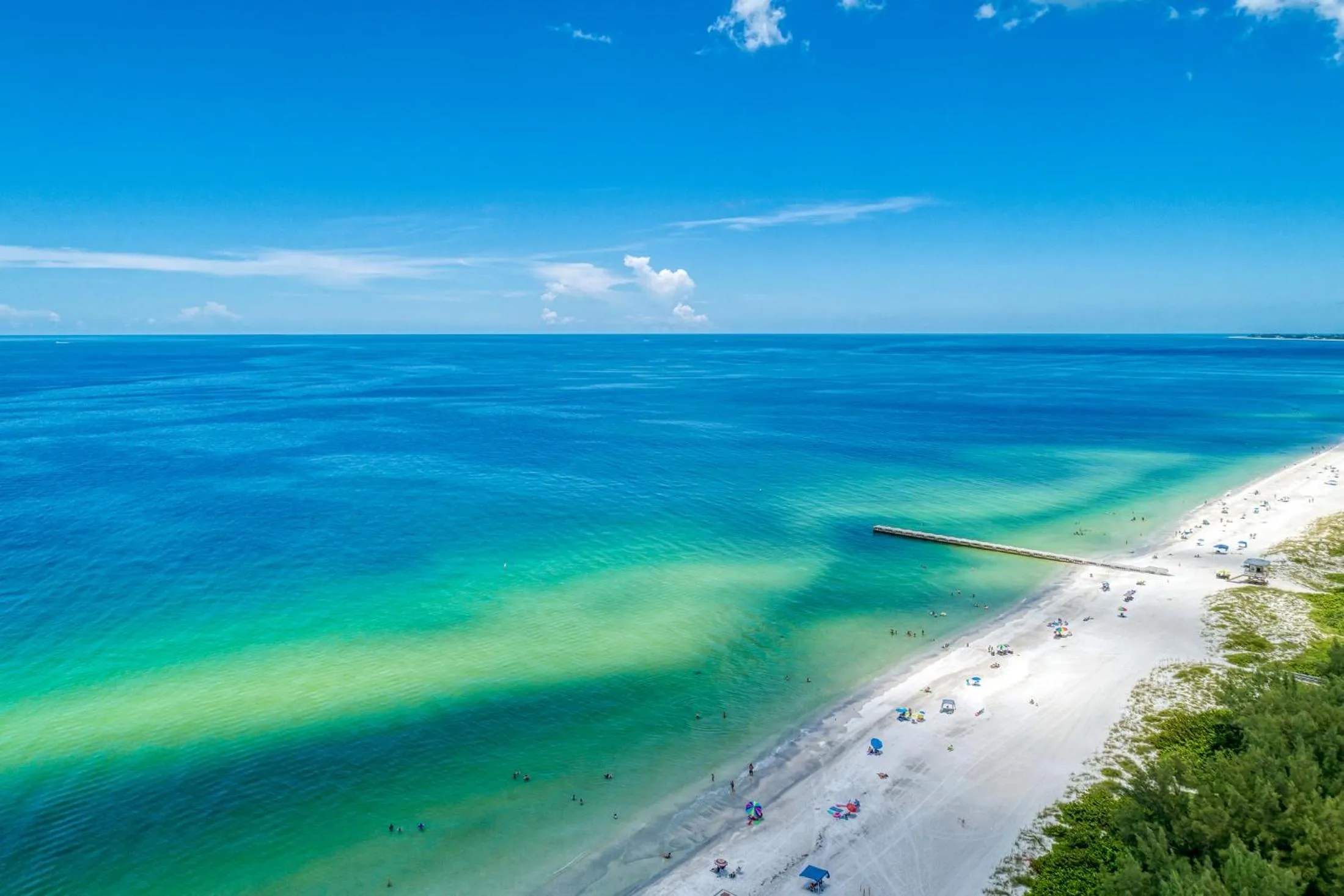 Property building in Ami Lighthouse Cottage-One Minute Walk To The Beach-Keyless Locks