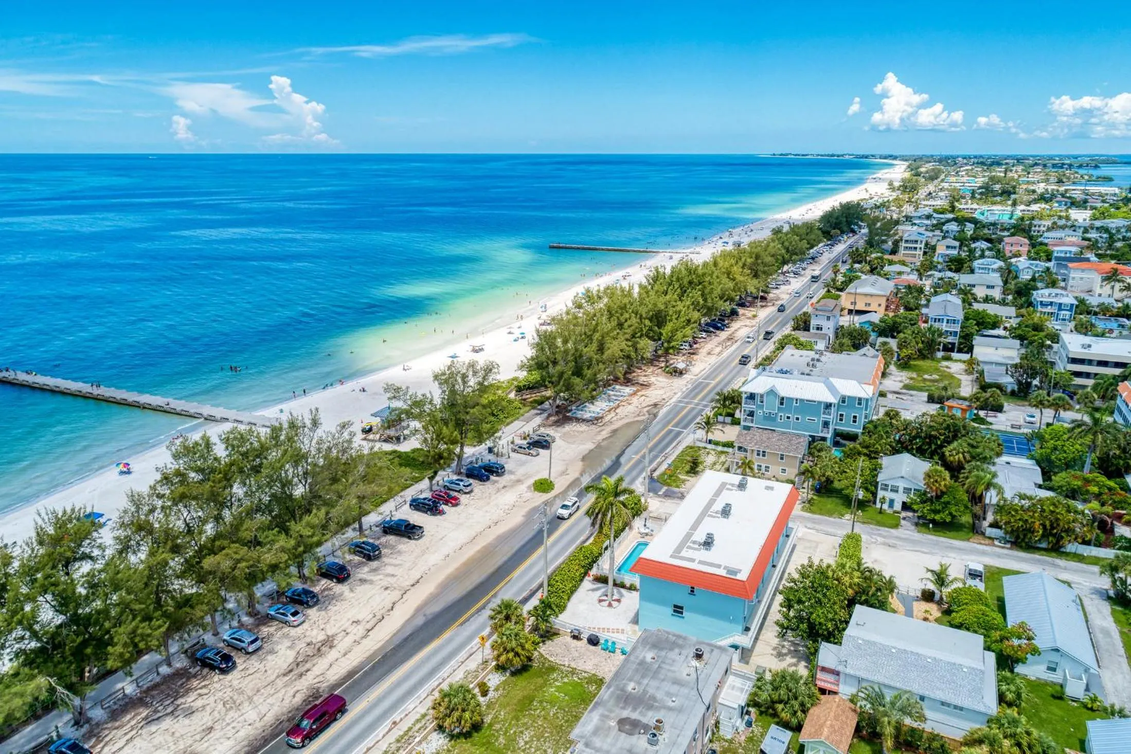 Property building in Ami Lighthouse Cottage-One Minute Walk To The Beach-Keyless Locks