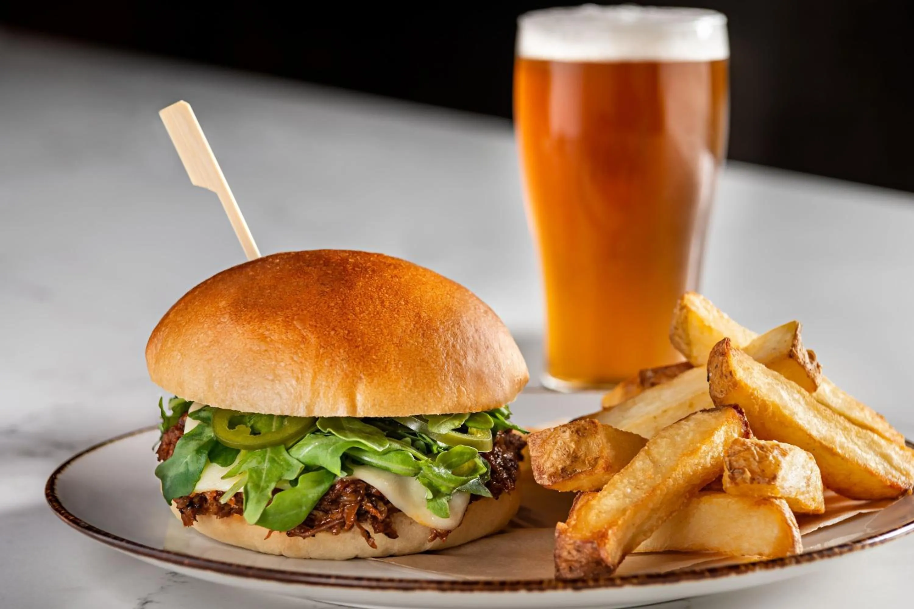 Restaurant/places to eat in Sheraton Suites Calgary Eau Claire