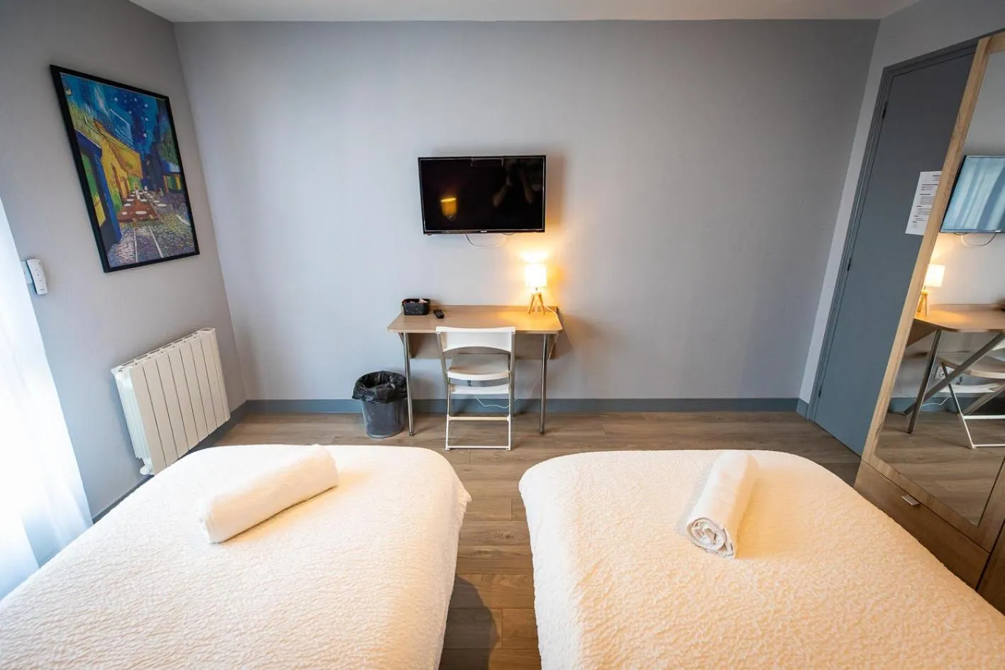 Bed in Résidence Hera Paris Orly Aéroport