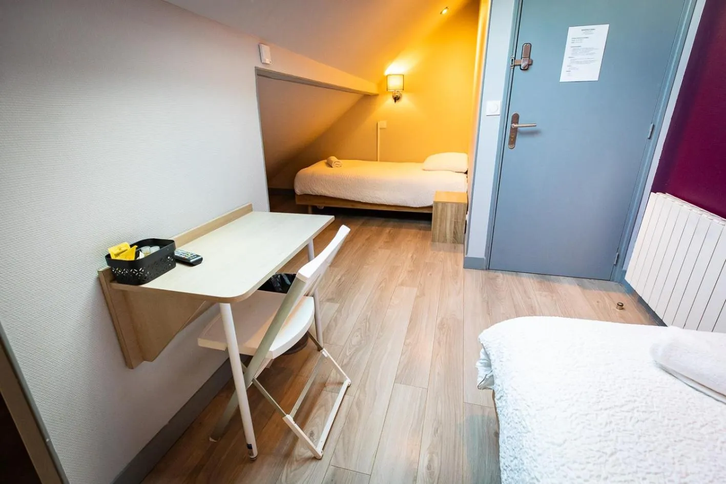 Bed in Résidence Hera Paris Orly Aéroport