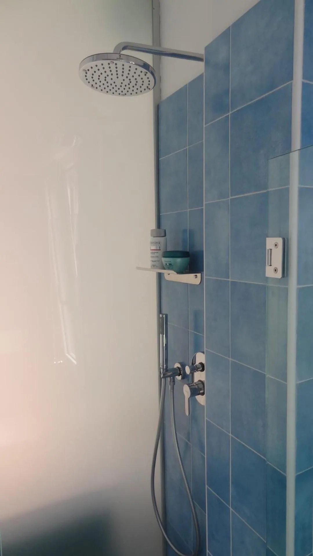 Shower in Residence Holiday