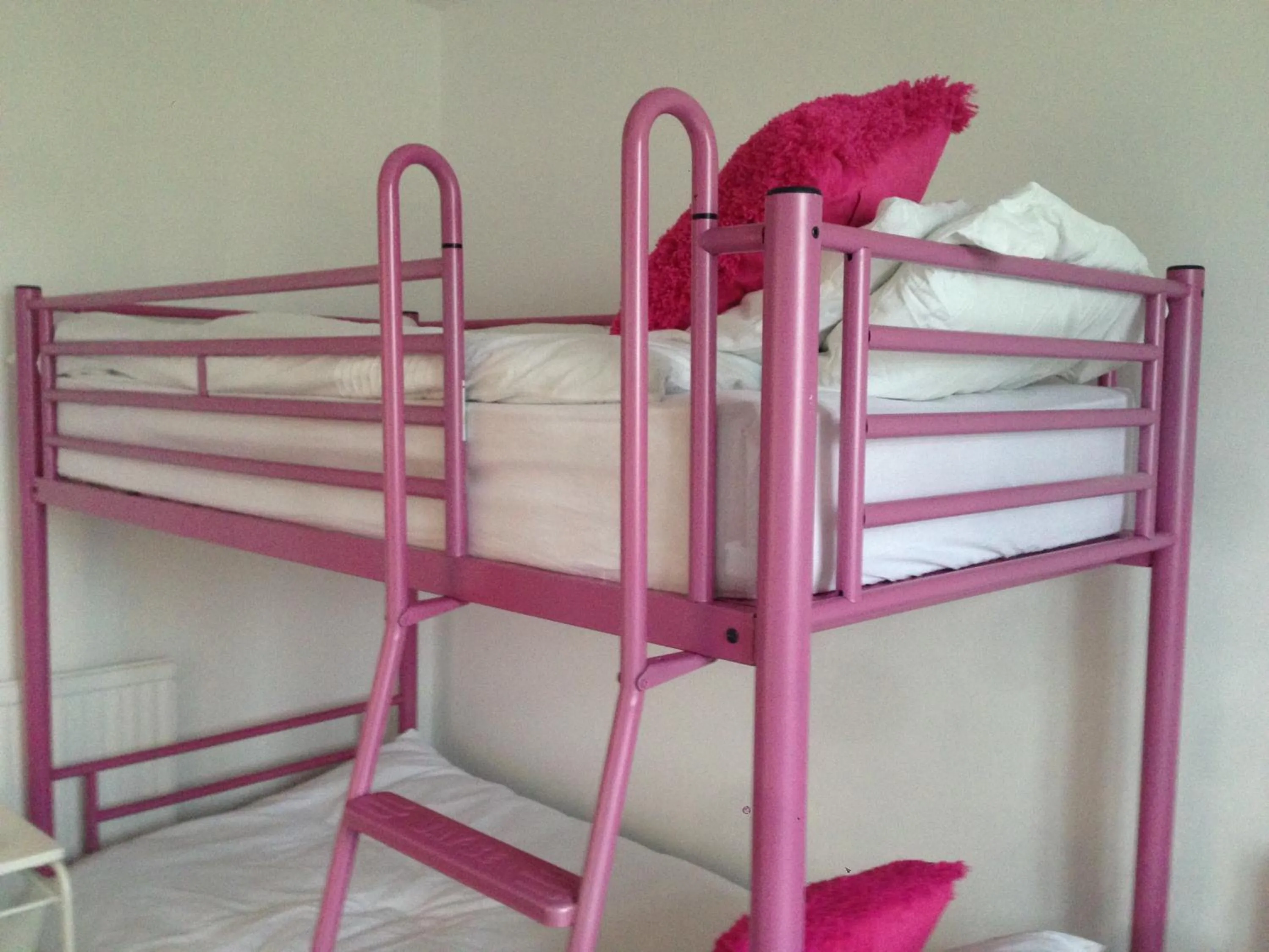 bunk bed, Bed in Admiral Hotel