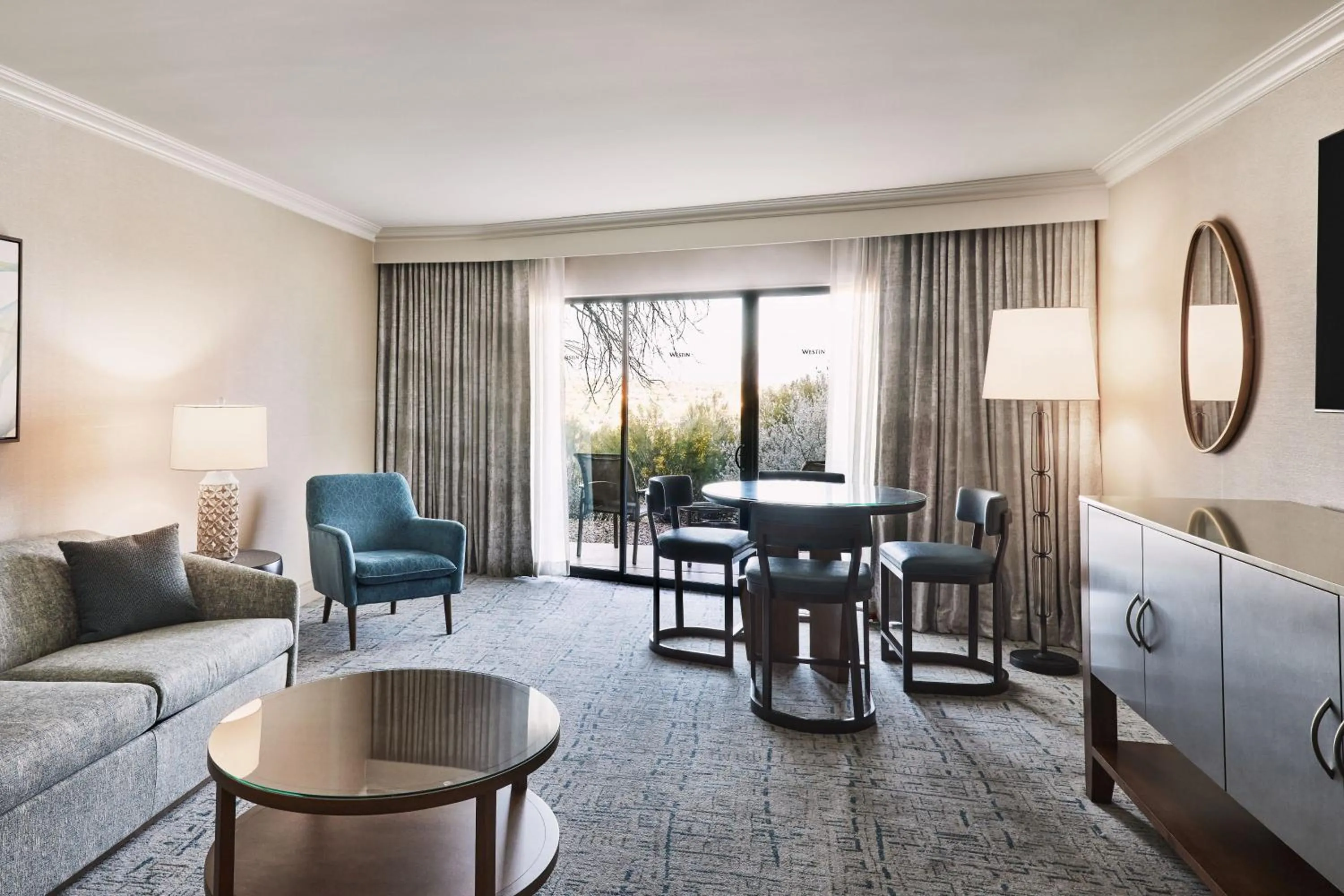 Living room, Bed in The Westin La Paloma Resort & Spa