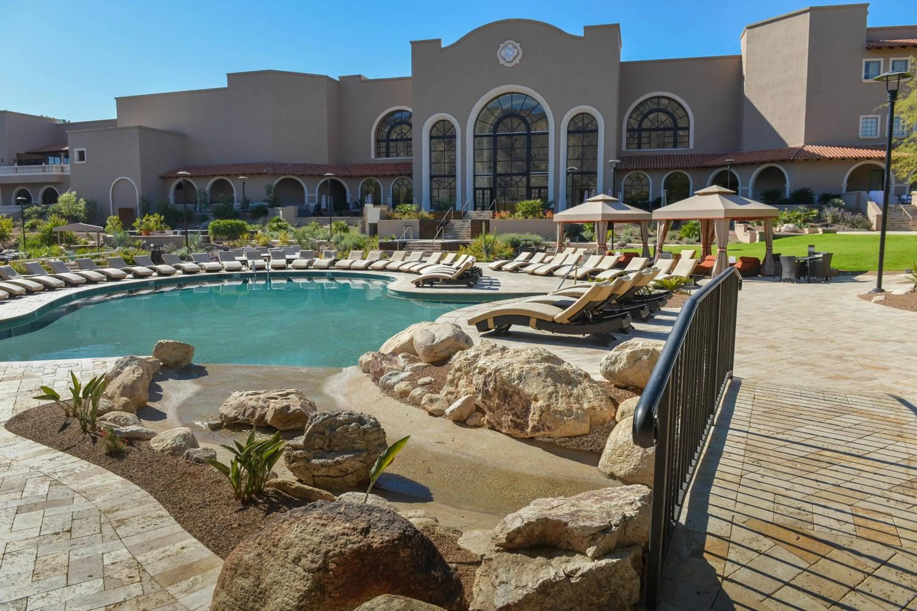 Swimming pool in The Westin La Paloma Resort & Spa