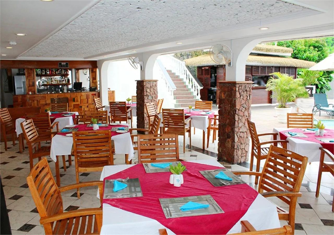 Le Relax Hotel and Restaurant