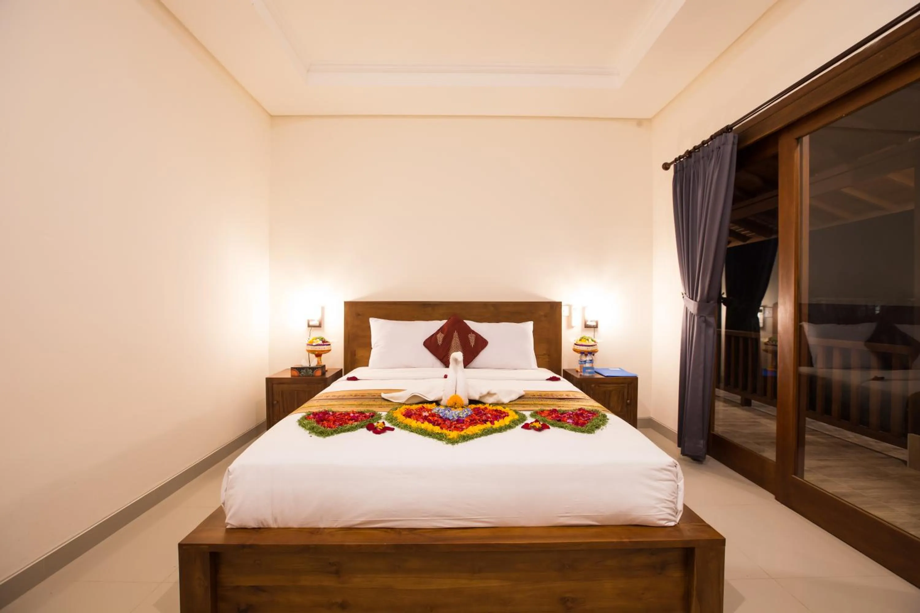 Bed in Villa Mandi Resort