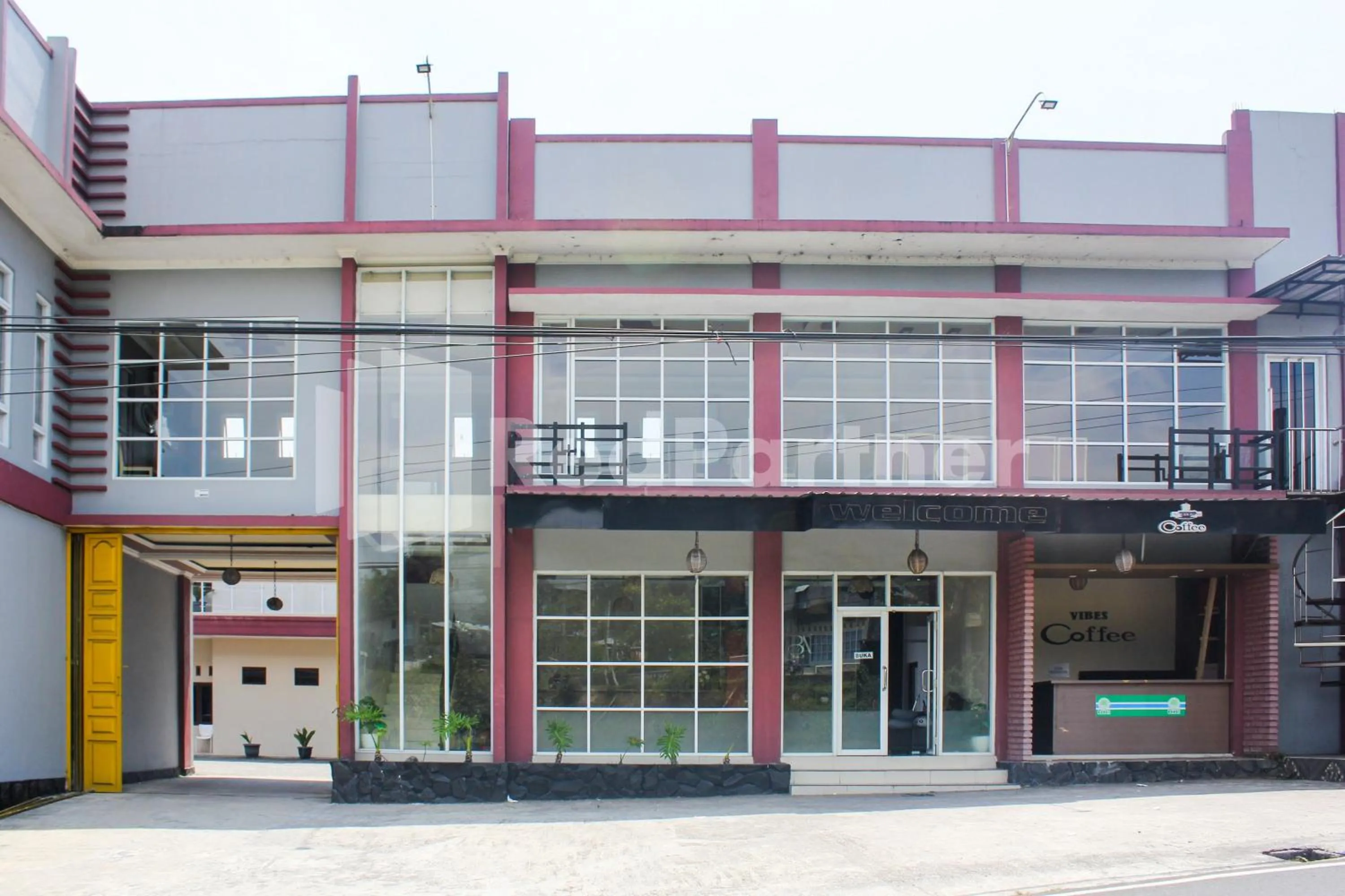 Property building in Hotel Baby Angel Dieng Mitra RedDoorz