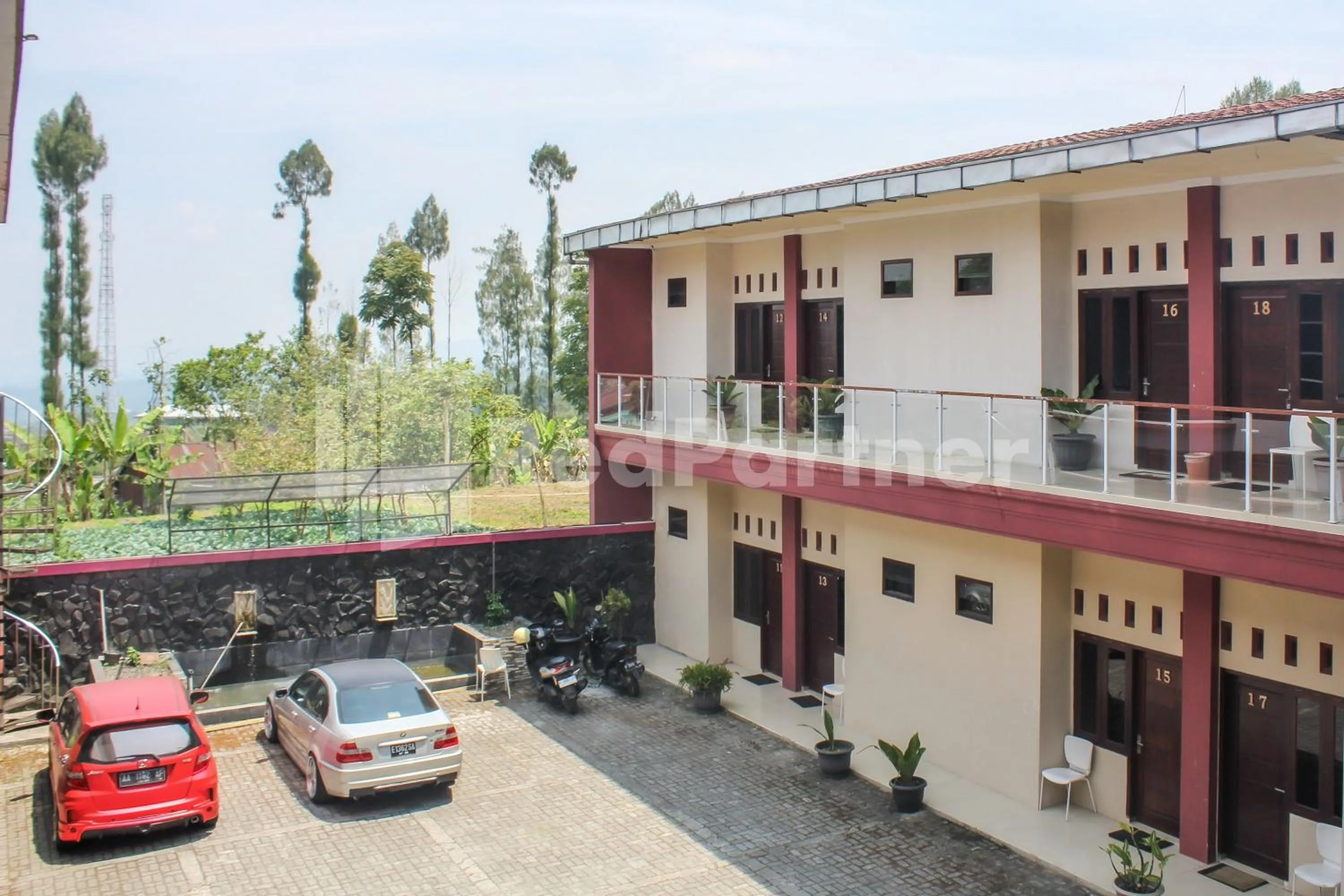 Property building in Hotel Baby Angel Dieng Mitra RedDoorz