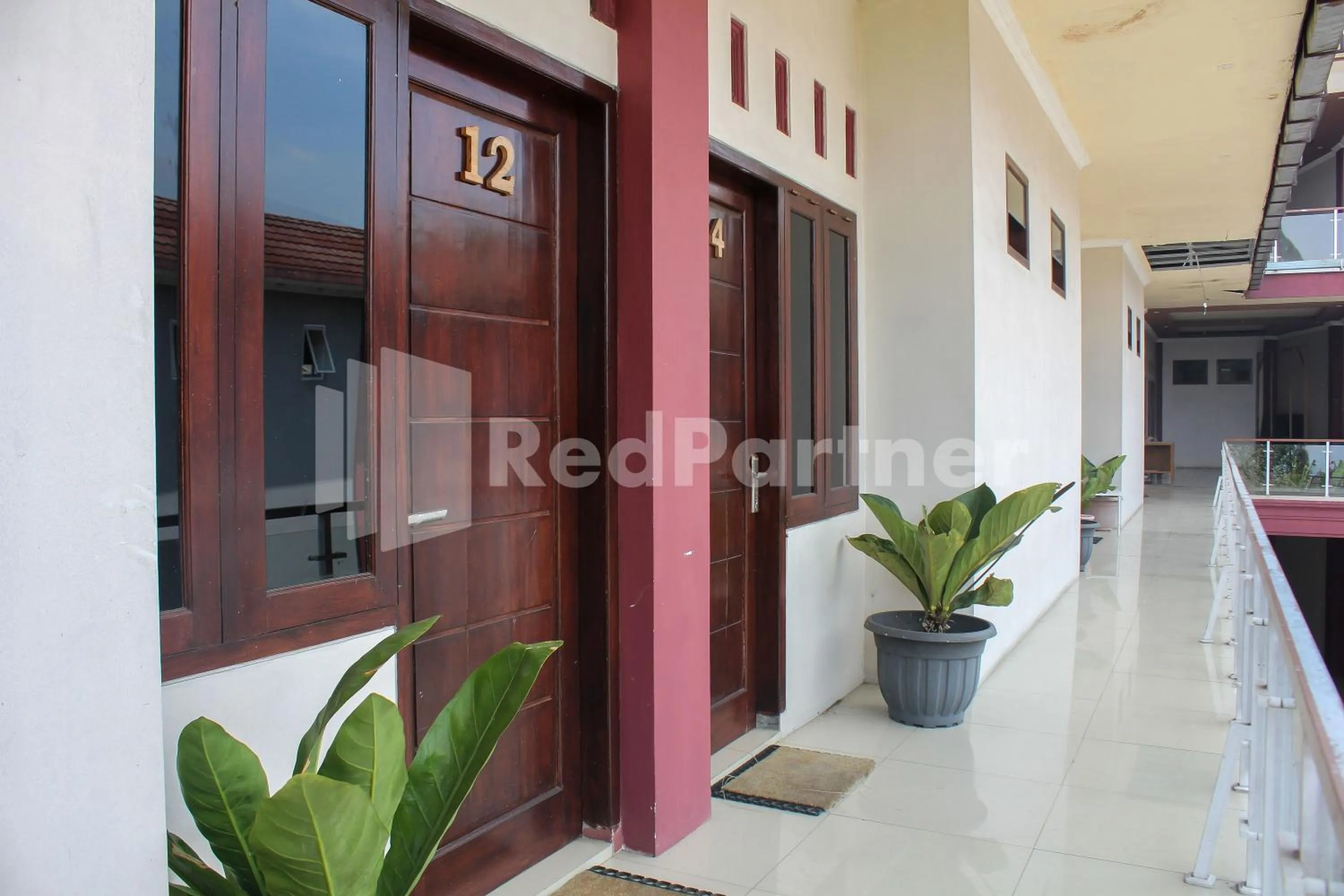 Property building in Hotel Baby Angel Dieng Mitra RedDoorz