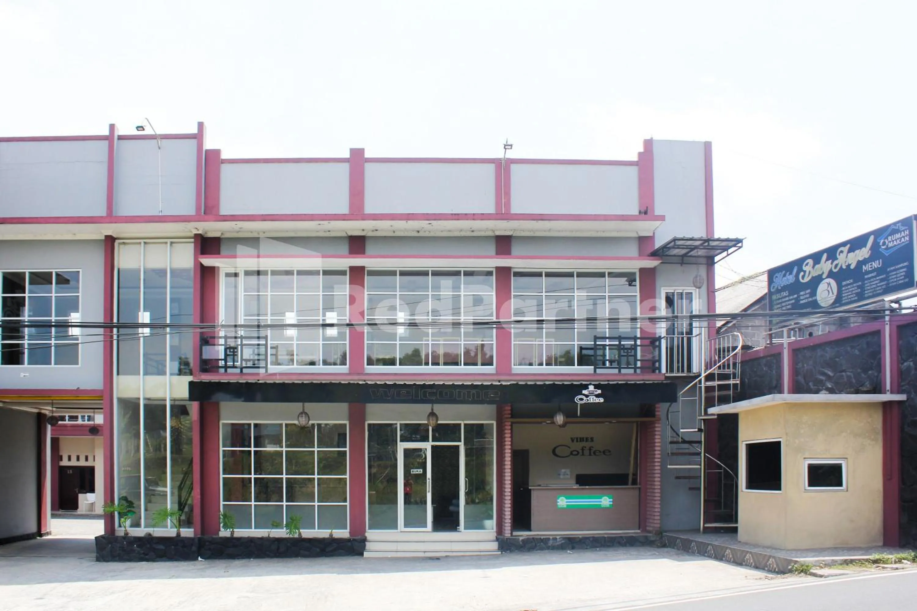 Property building in Hotel Baby Angel Dieng Mitra RedDoorz