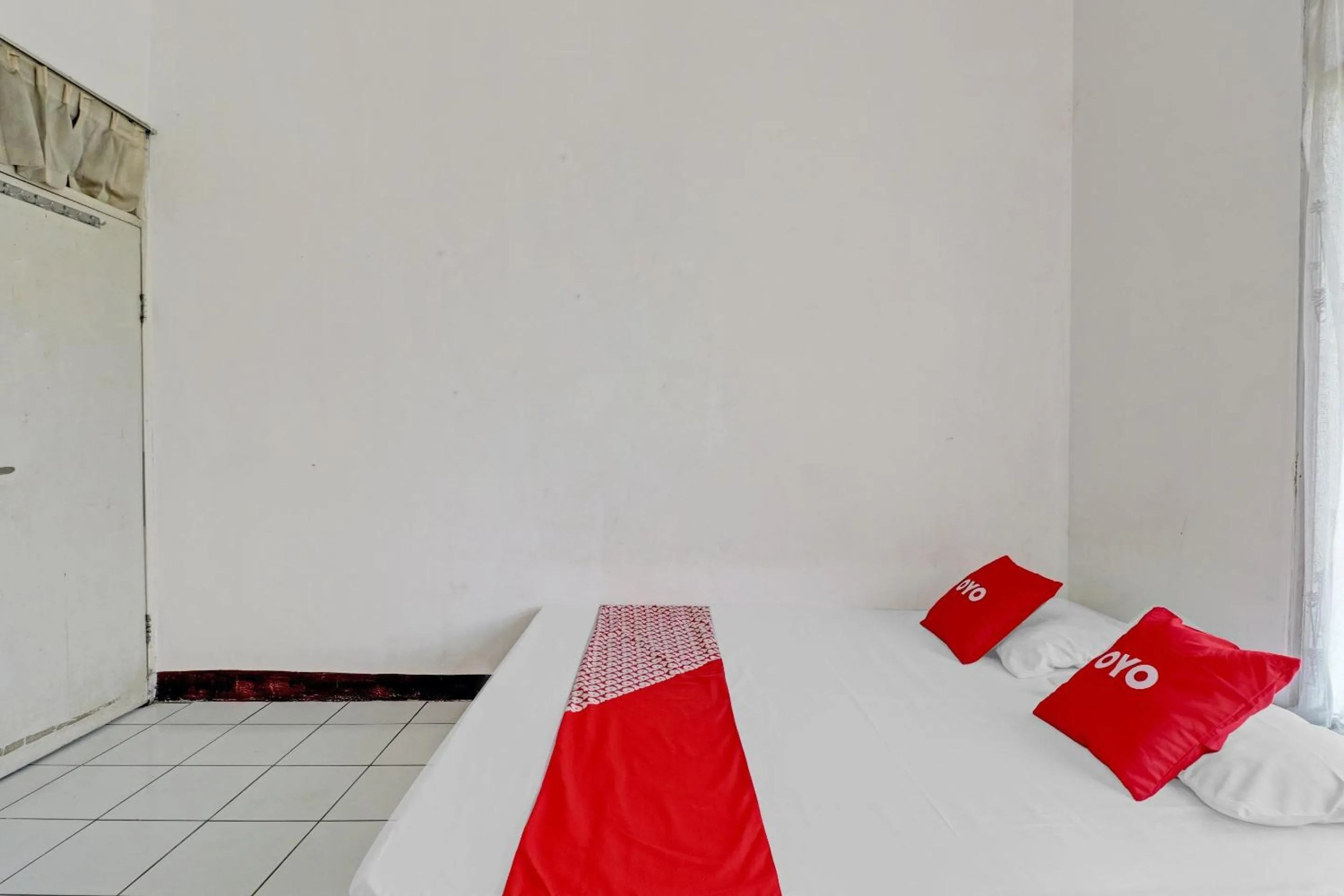 Bedroom, Bed in OYO 90621 Pondok 23