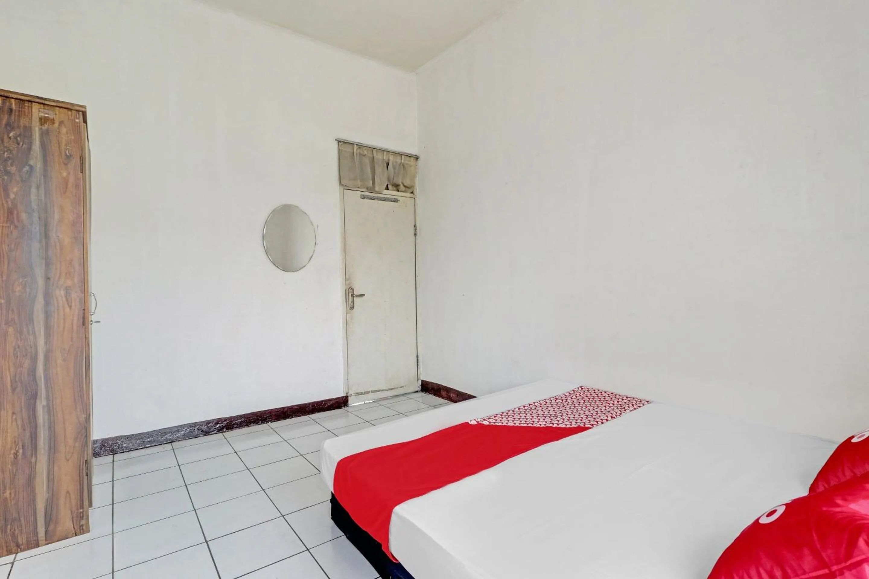 Bedroom, Bed in OYO 90621 Pondok 23