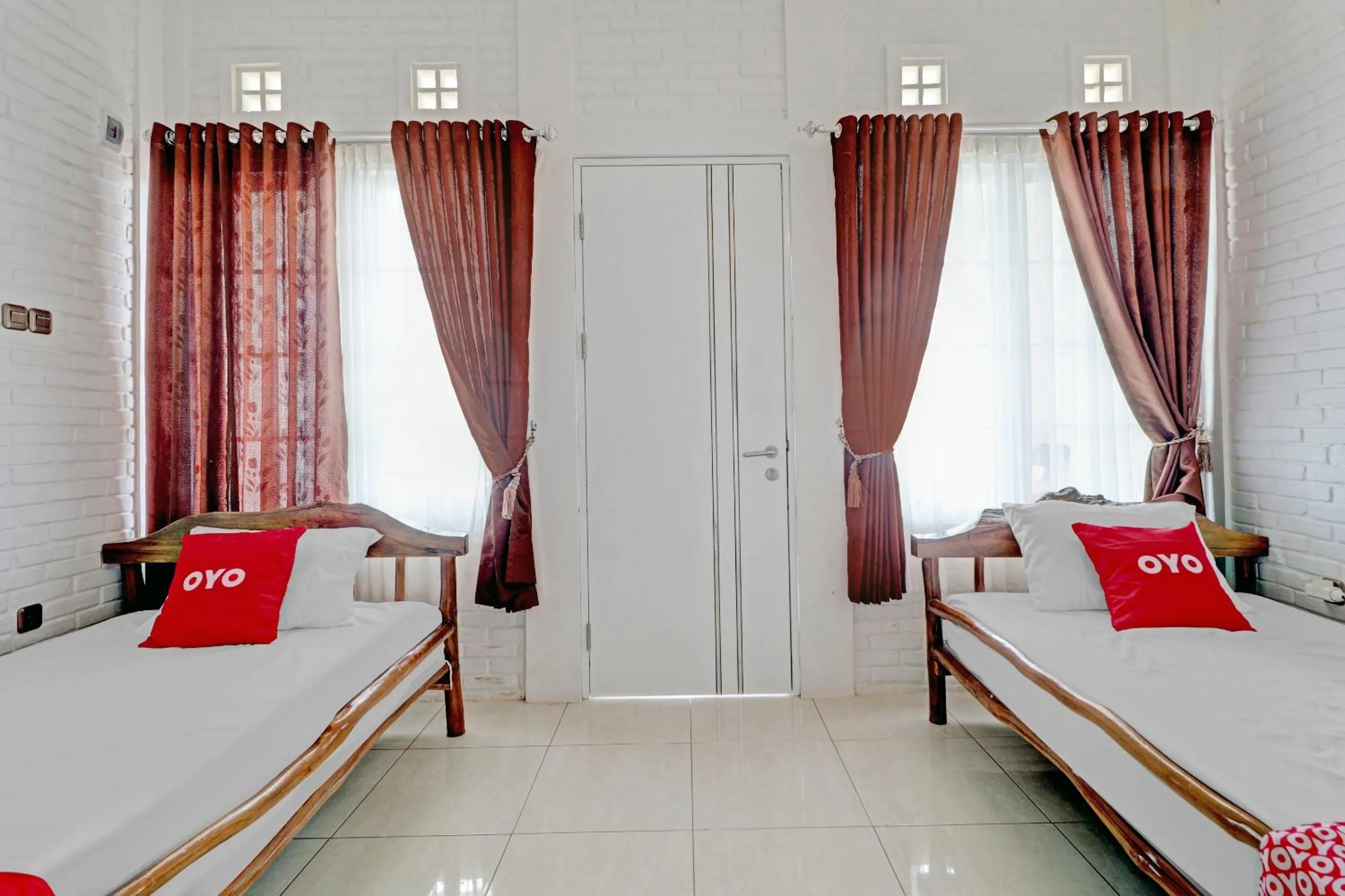 Bedroom, Bed in Collection O 90617 Rumah Oma Opa Syariah