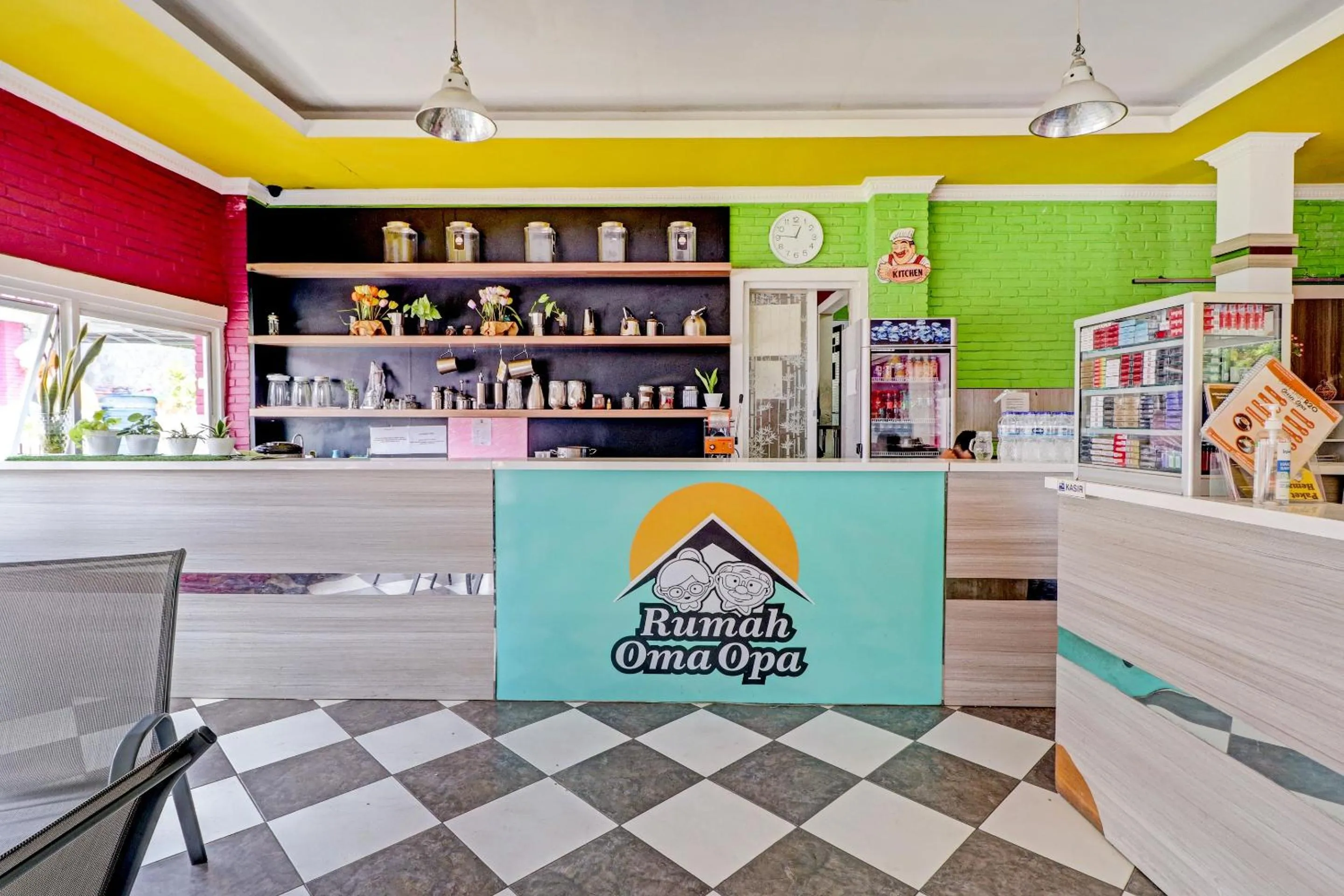 Area and facilities in Collection O 90617 Rumah Oma Opa Syariah