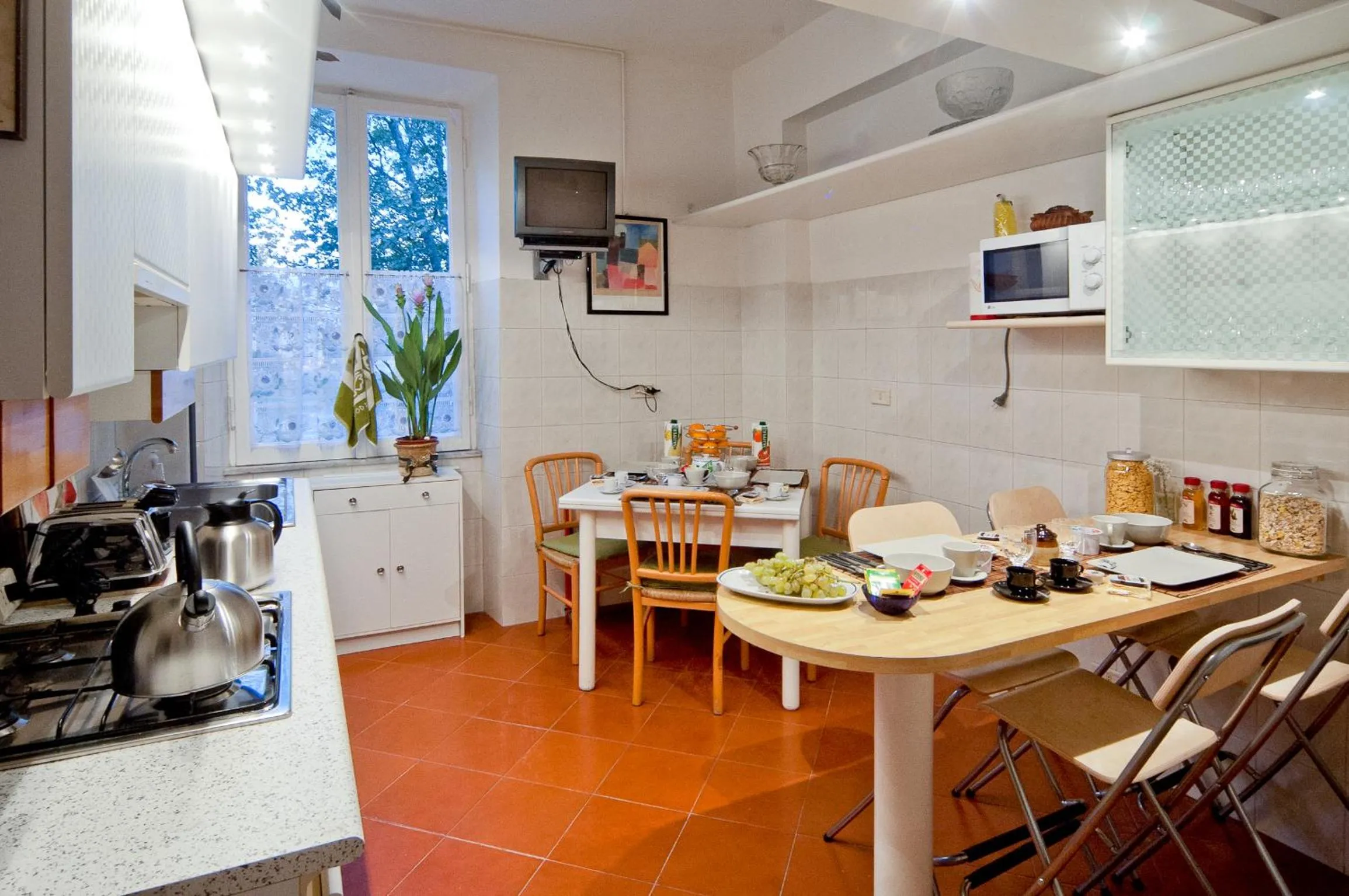 Dining area in Light of Rome