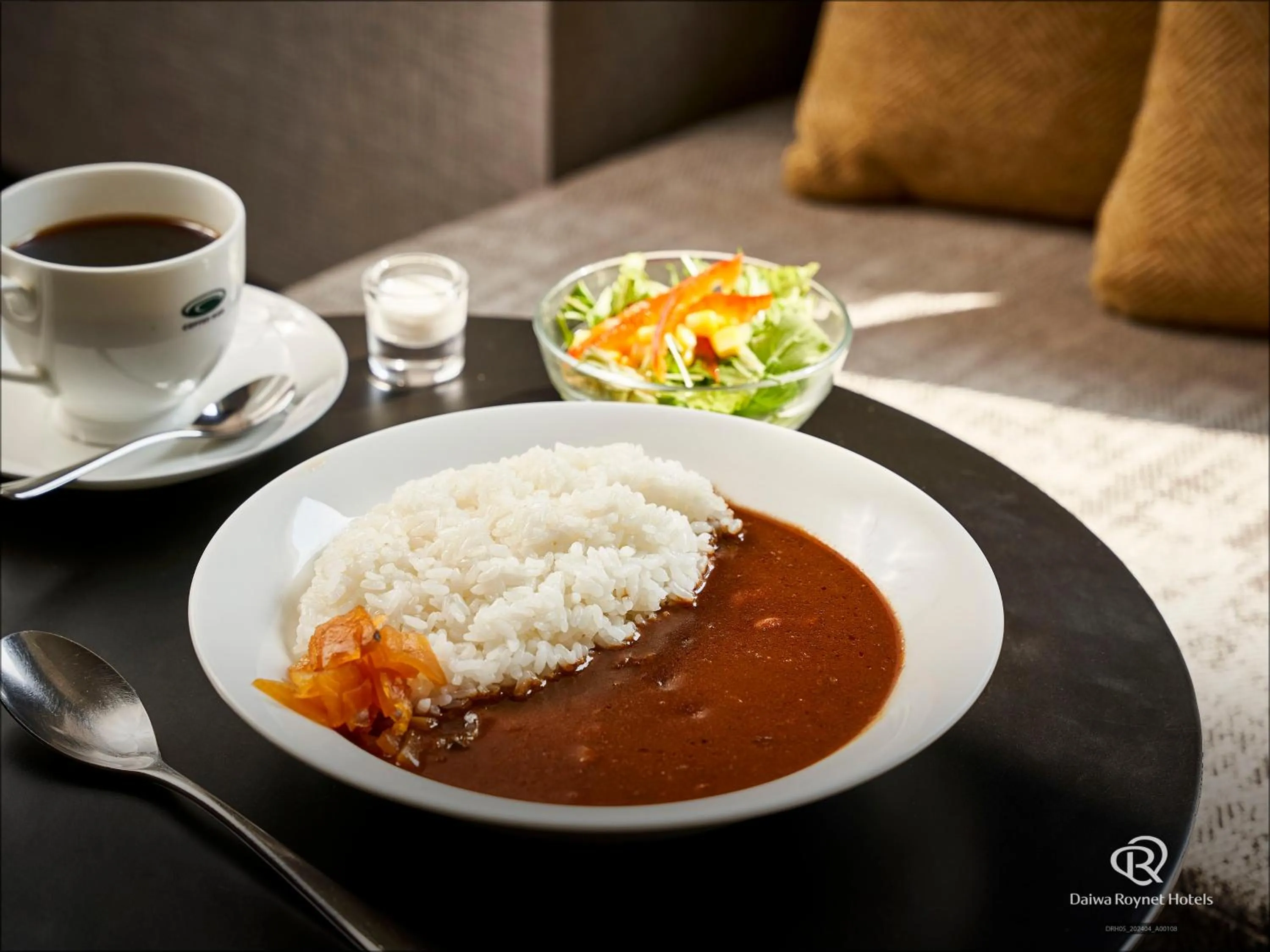 Restaurant/places to eat in Daiwa Roynet Hotel Osaka Sakaisuji Honmachi PREMIER