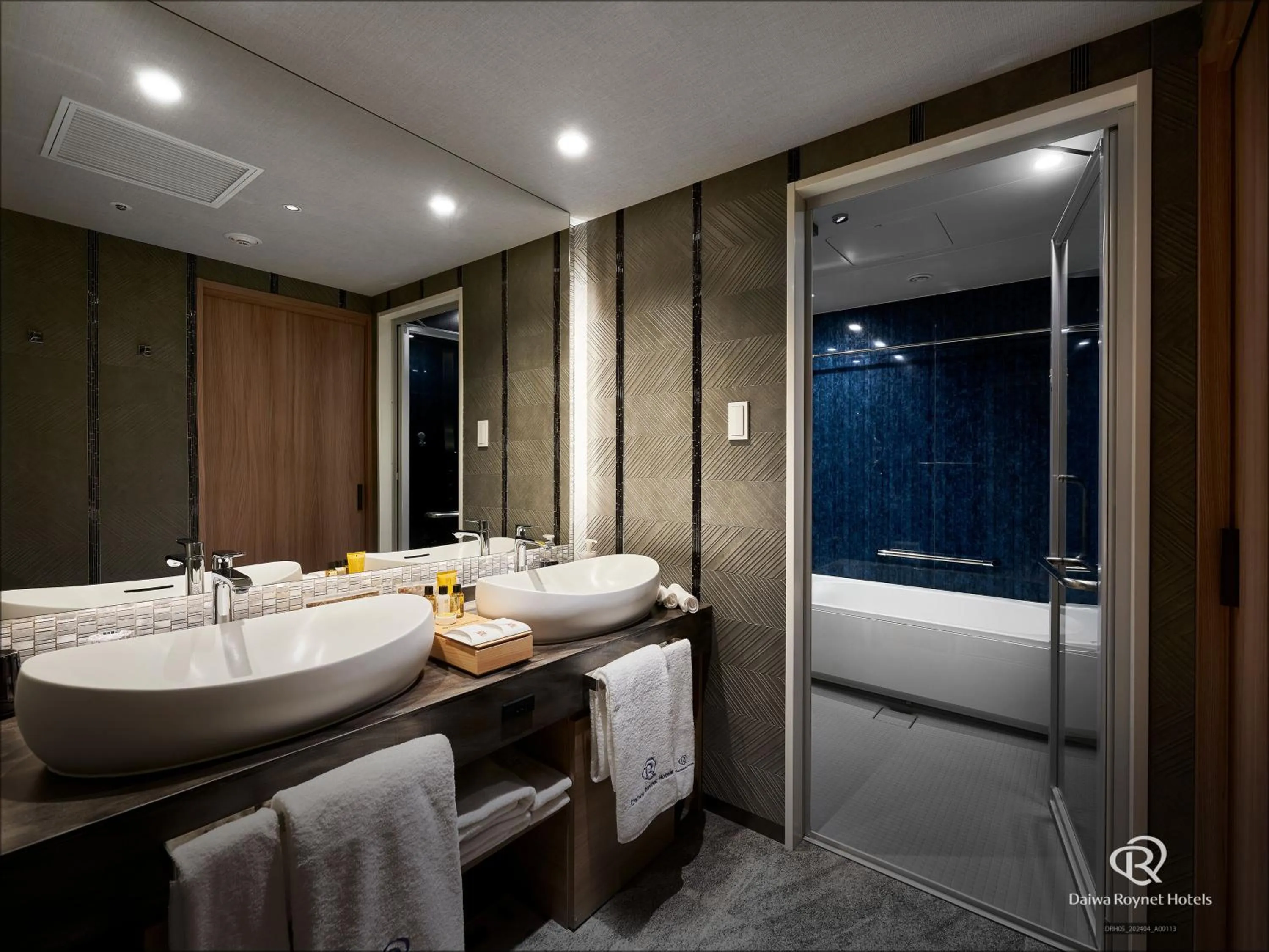 Bathroom in Daiwa Roynet Hotel Osaka Sakaisuji Honmachi PREMIER