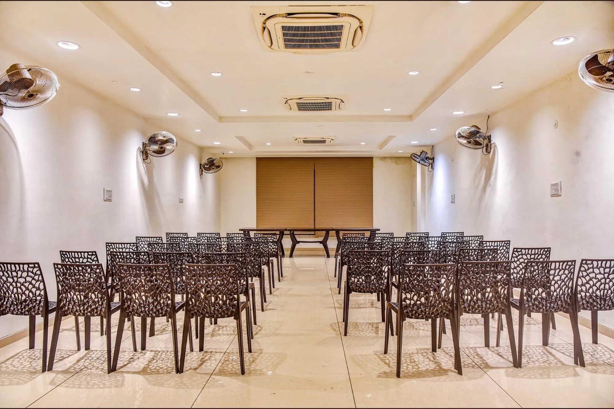 Banquet/Function facilities in FabHotel Prime OM Palace