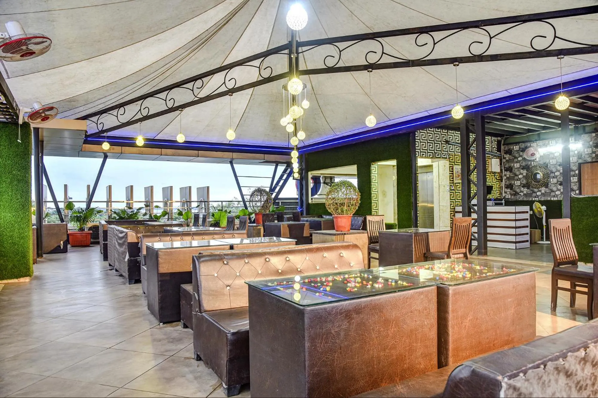 Restaurant/places to eat in FabHotel Prime OM Palace