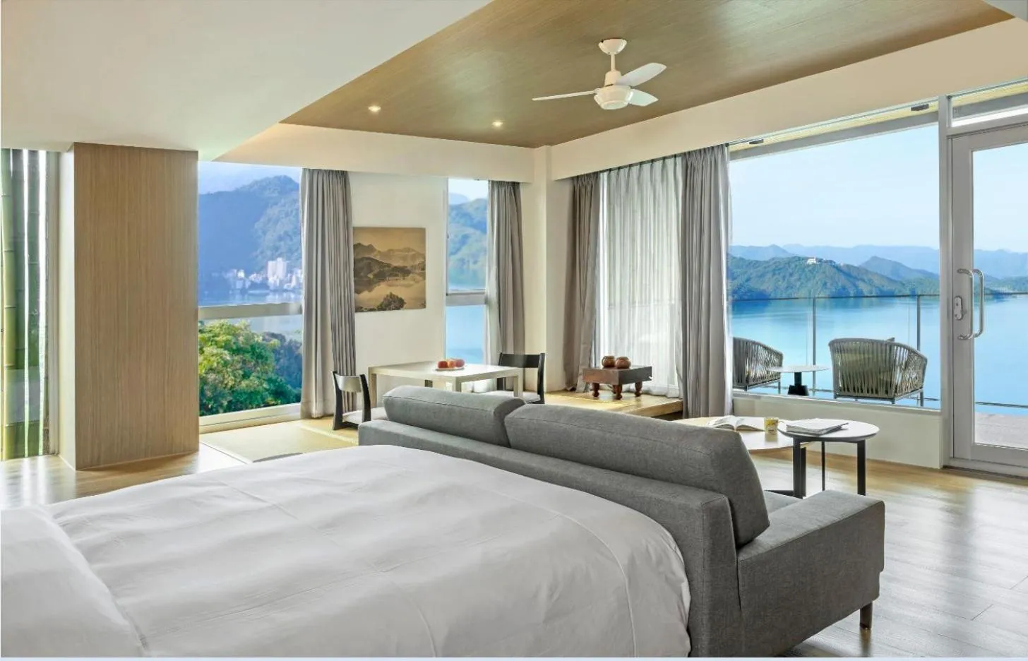 Bed in Hotelday Sun Moon Lake