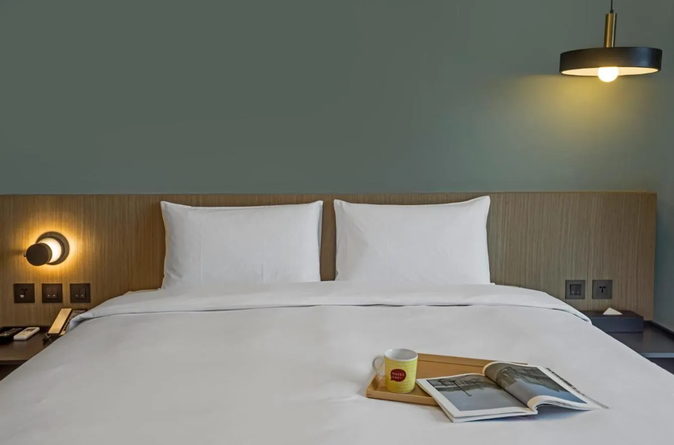 Bed in Hotelday Sun Moon Lake