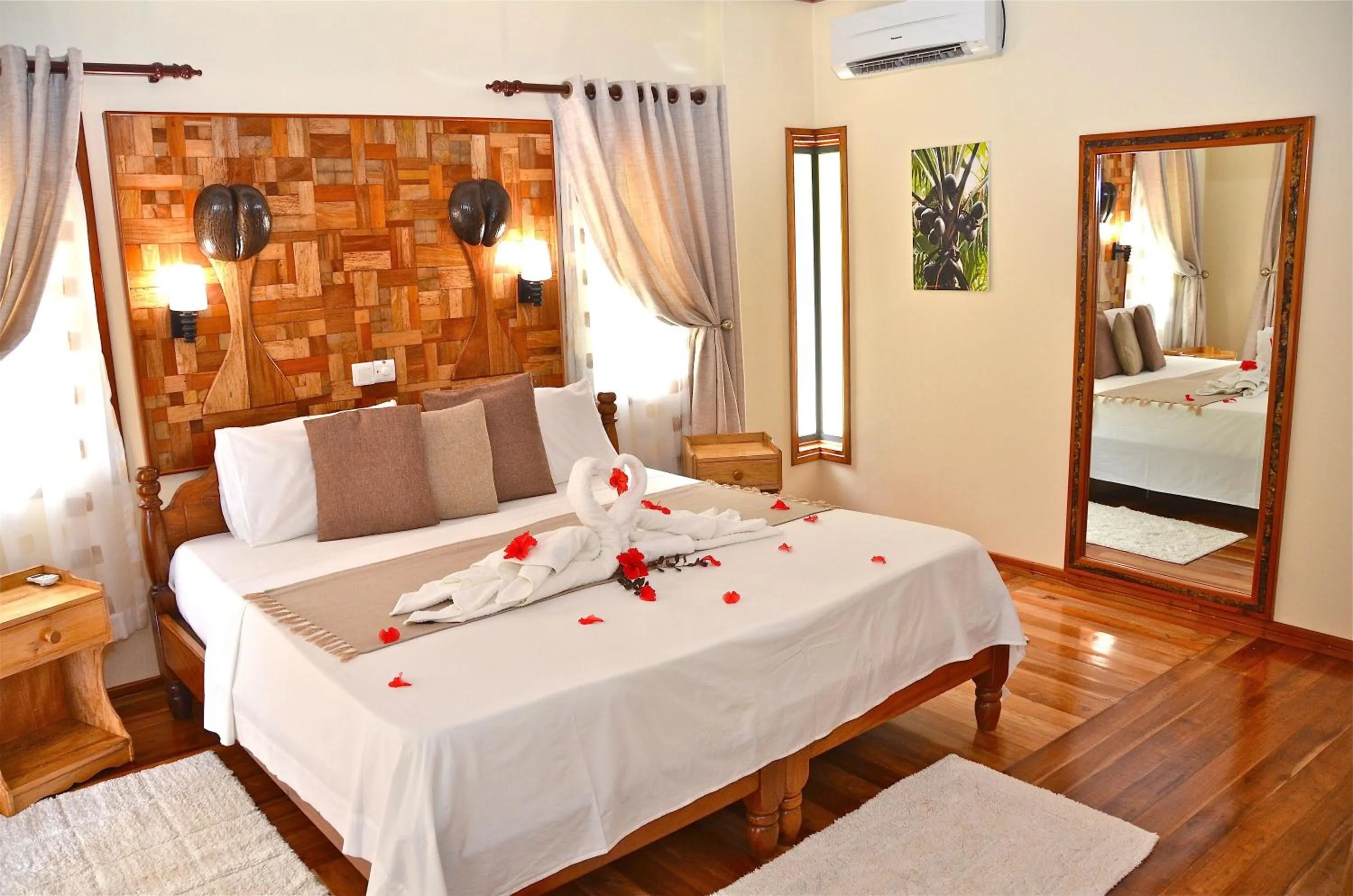 Bedroom, Bed in Calou Guest House