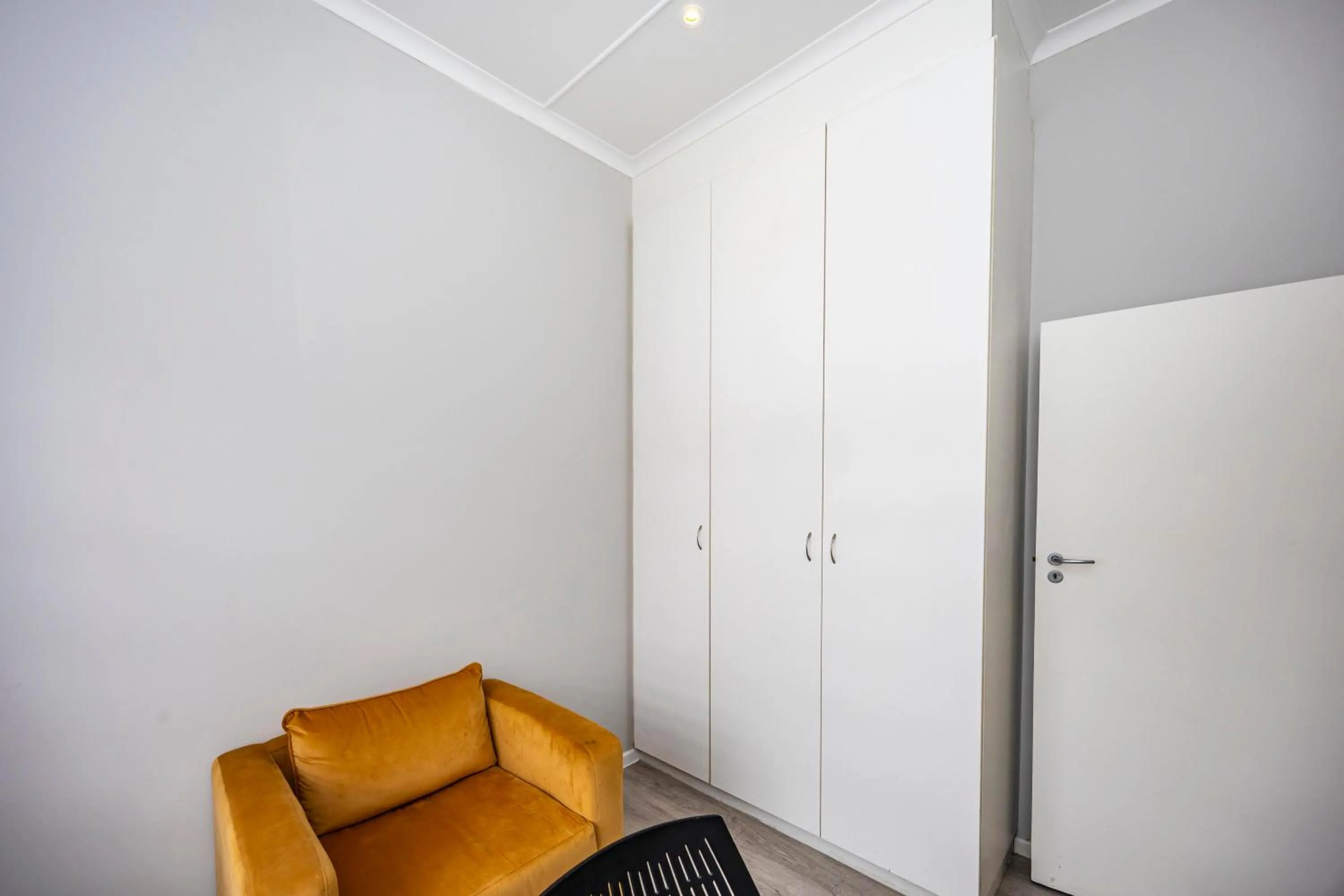 Seating area in Modern Executive Unit