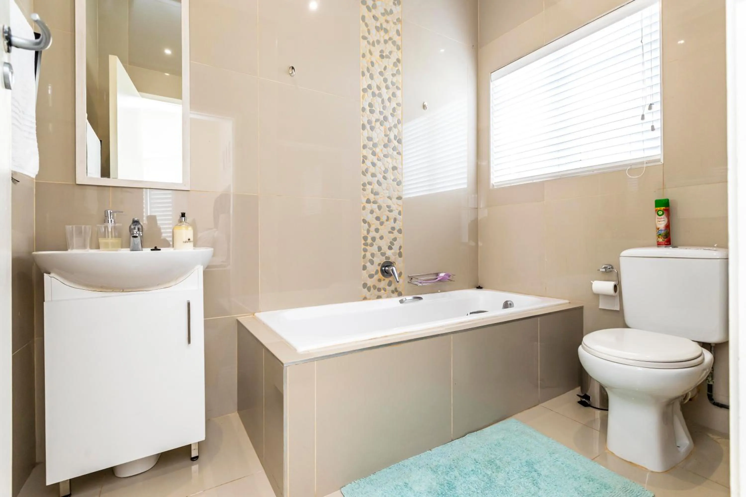 Hot Tub in Modern Executive Unit