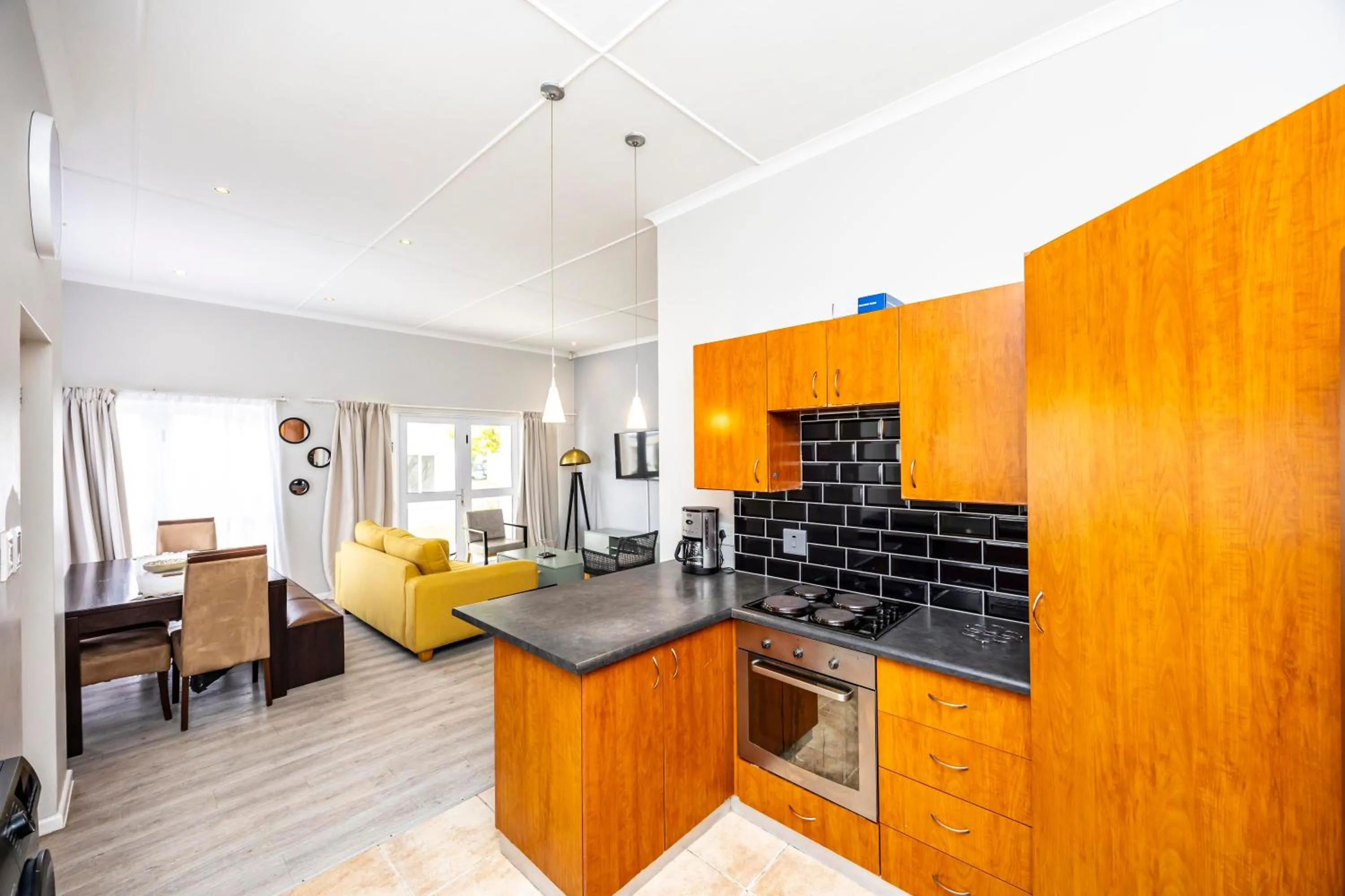 Kitchen or kitchenette in Modern Executive Unit