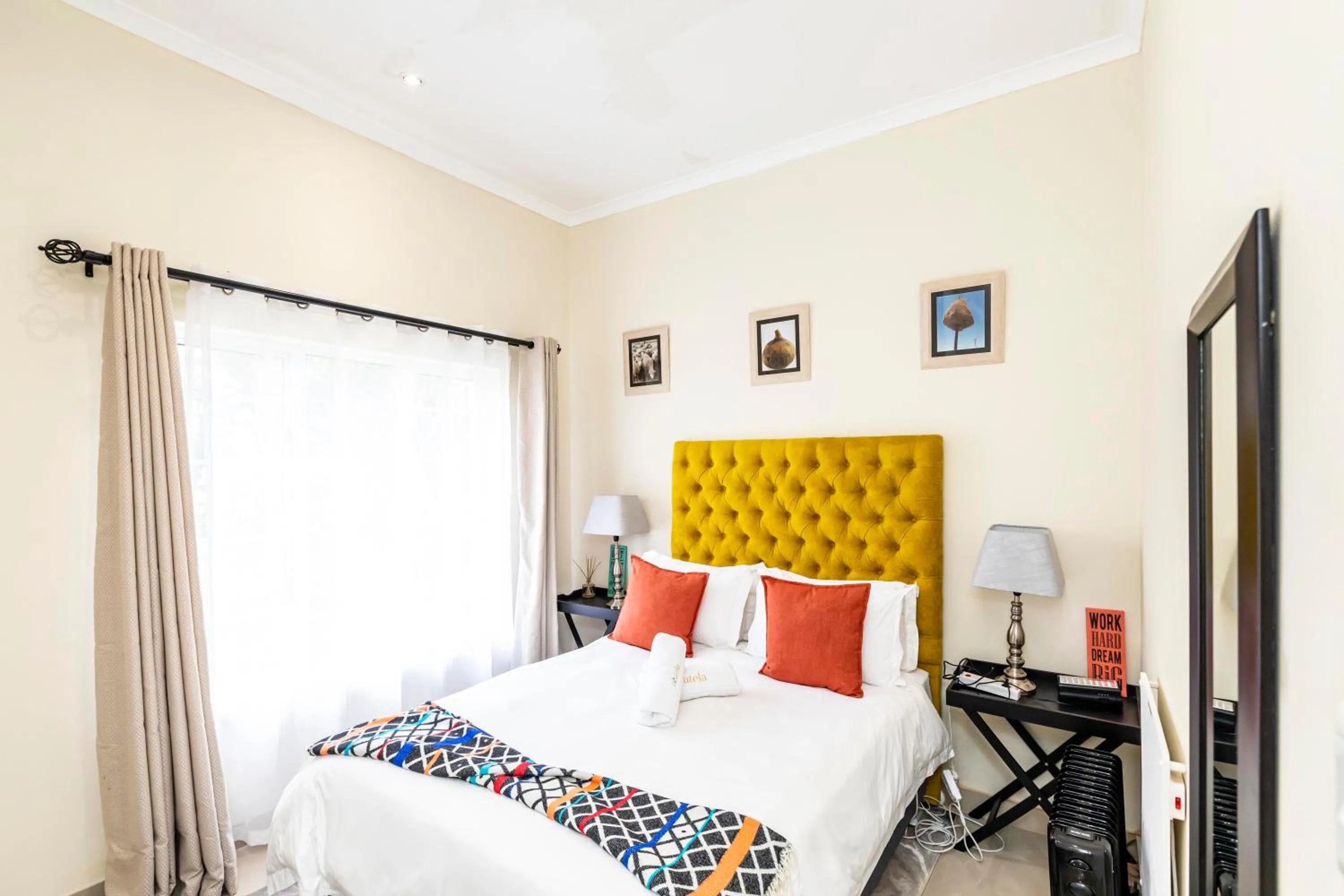 Bed in Modern Executive Unit