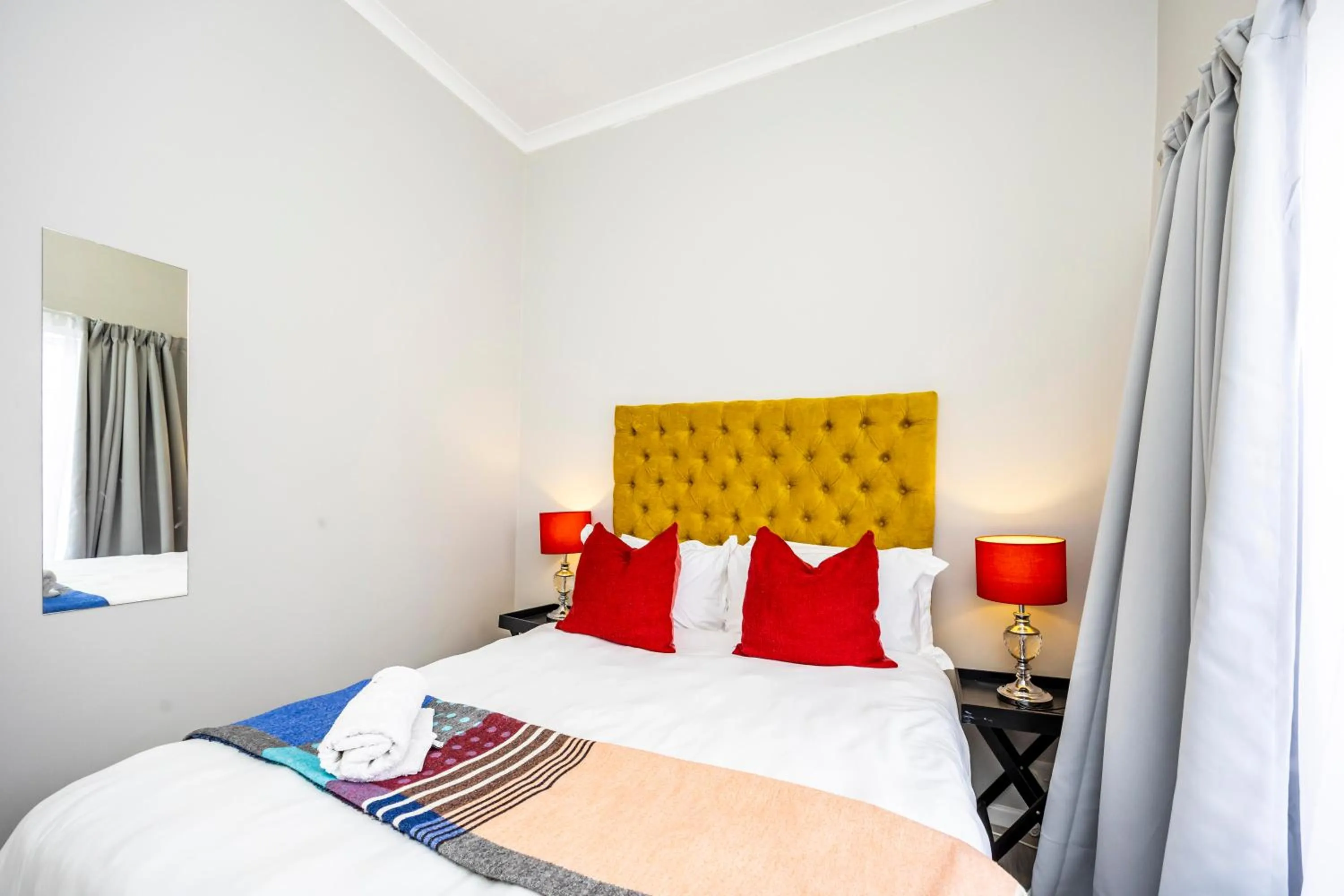 Bed in Modern Executive Unit