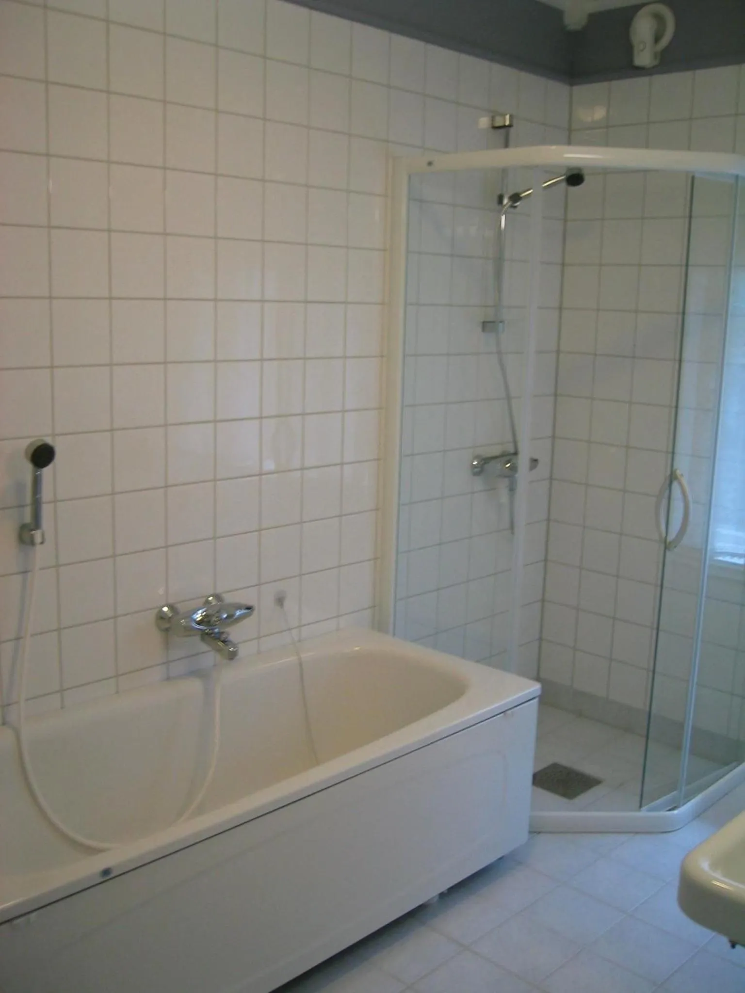 Bathroom in Hjelle Hotel