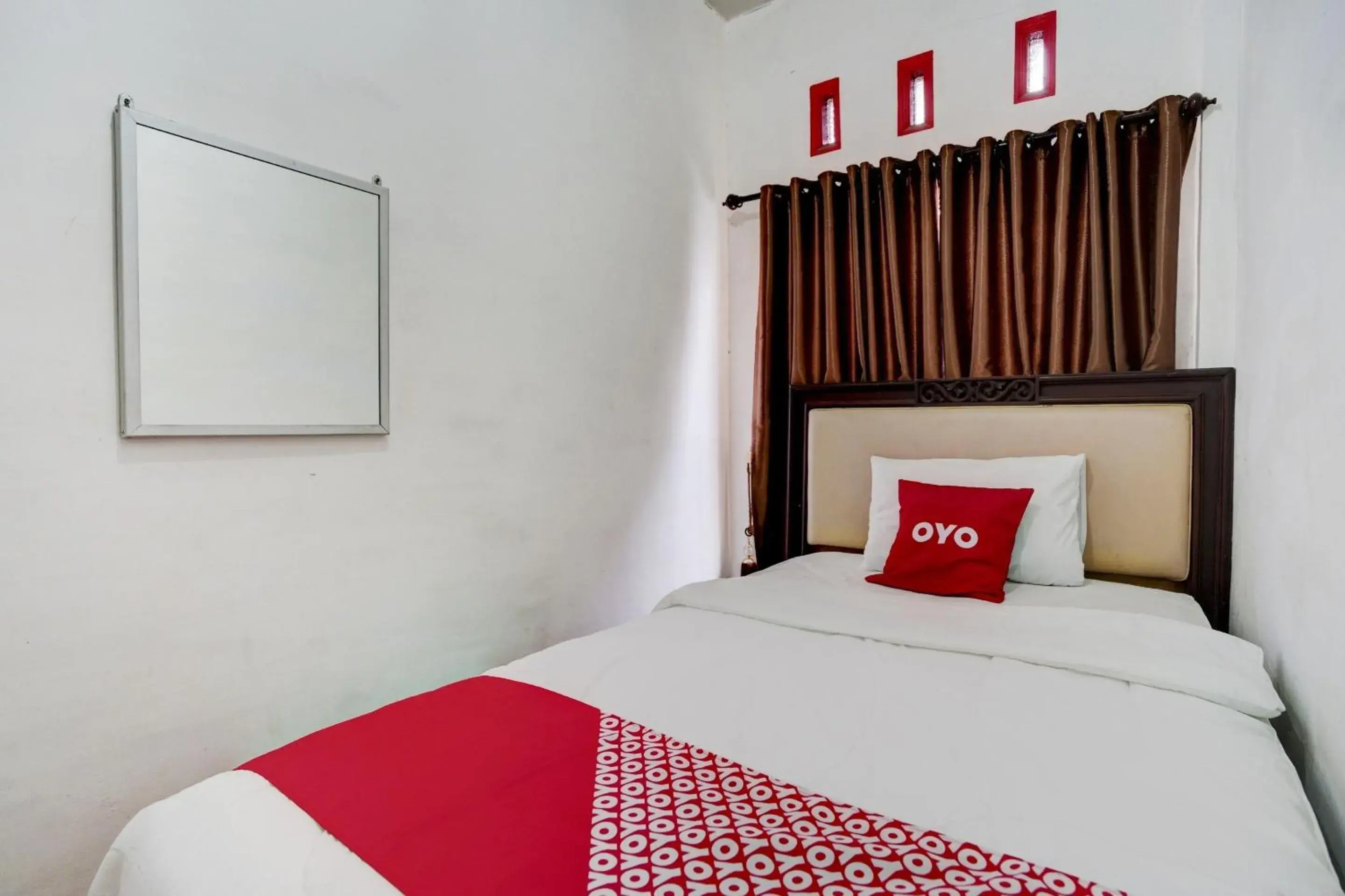 Single Room - single occupancy in Hotel O Karisma Residence Single Room - single occupancy in Hotel O Karisma Residence